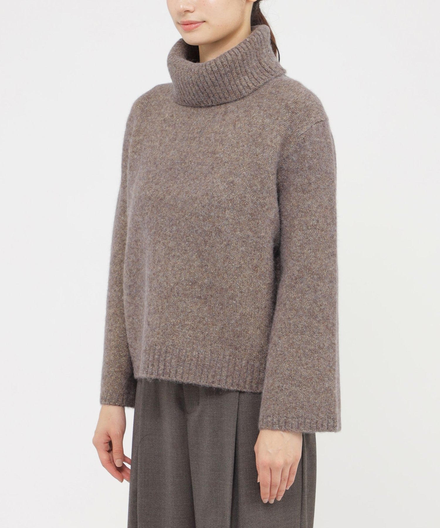 2151-K1N2965546__K,46,