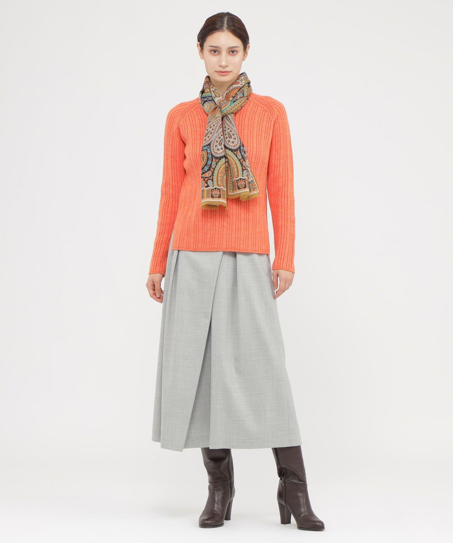 2151-K1N3065670__J,70,