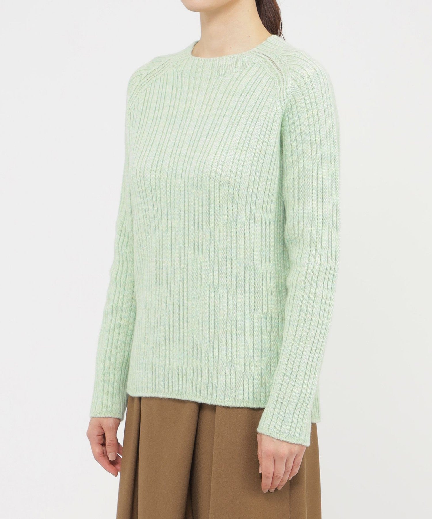 2151-K1N3065670__L,70,