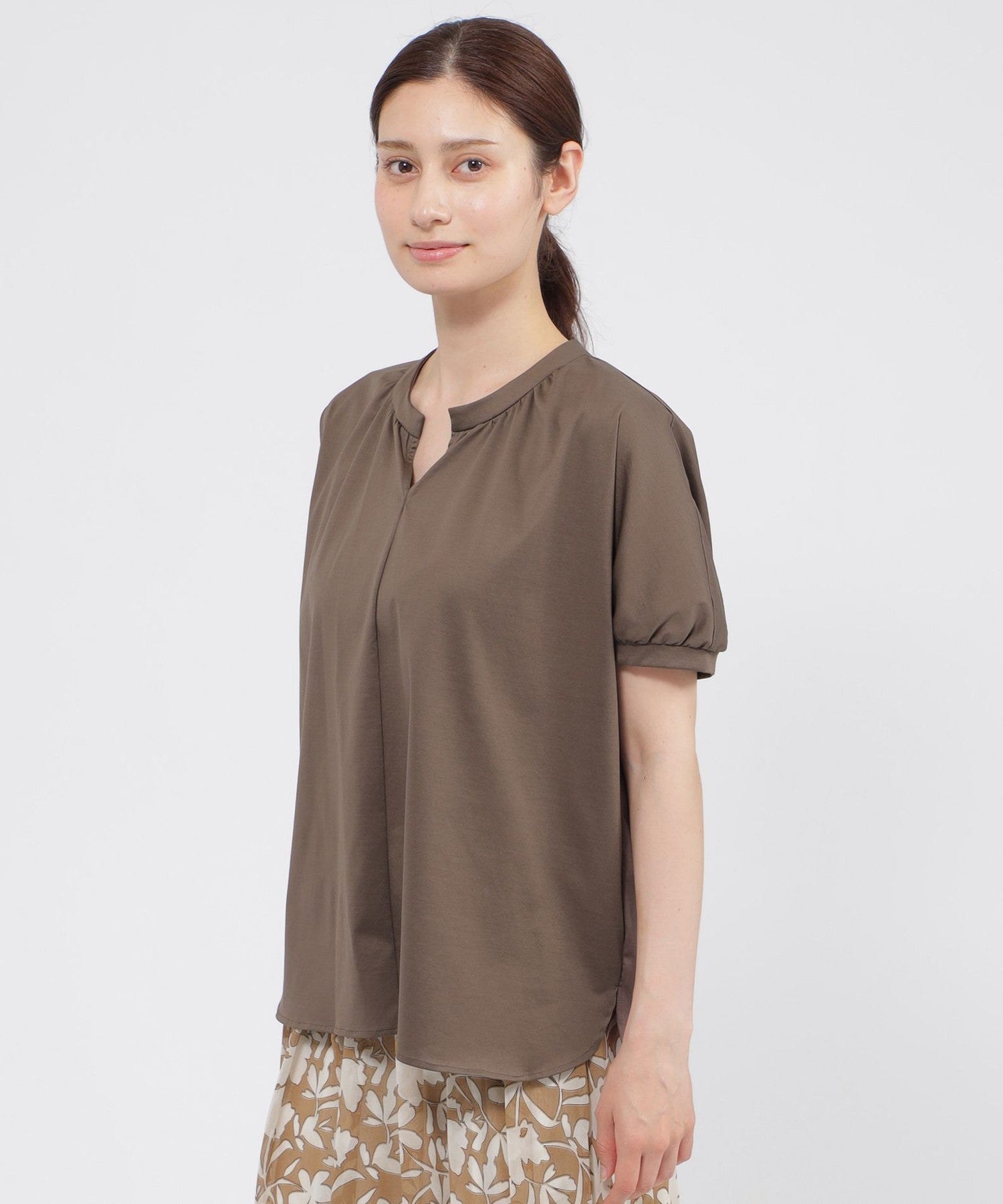 2151-K1P1376555__,55,モデル身長168cm 着用サイズ：6
