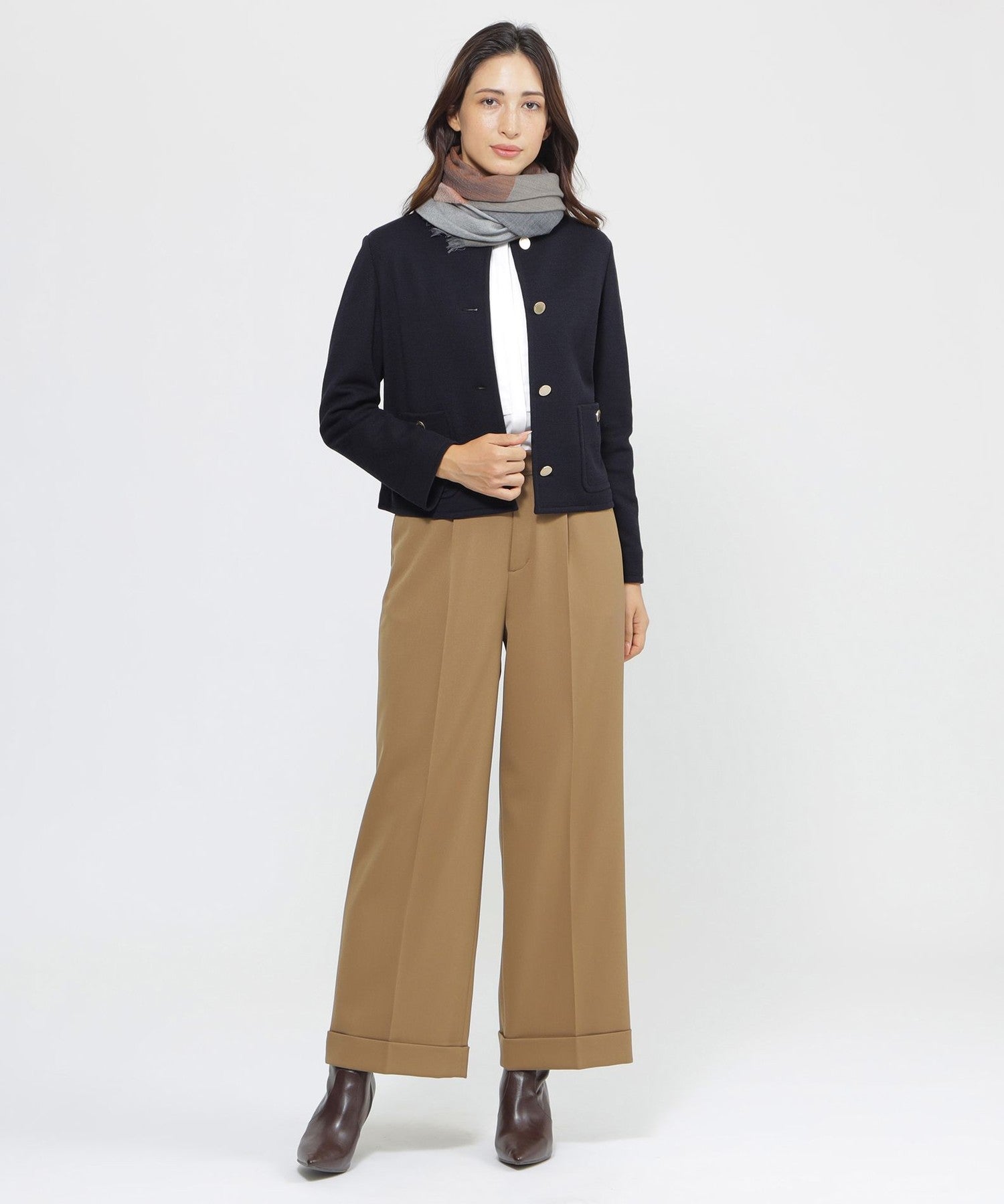 2151-K1R3441942__I,42,