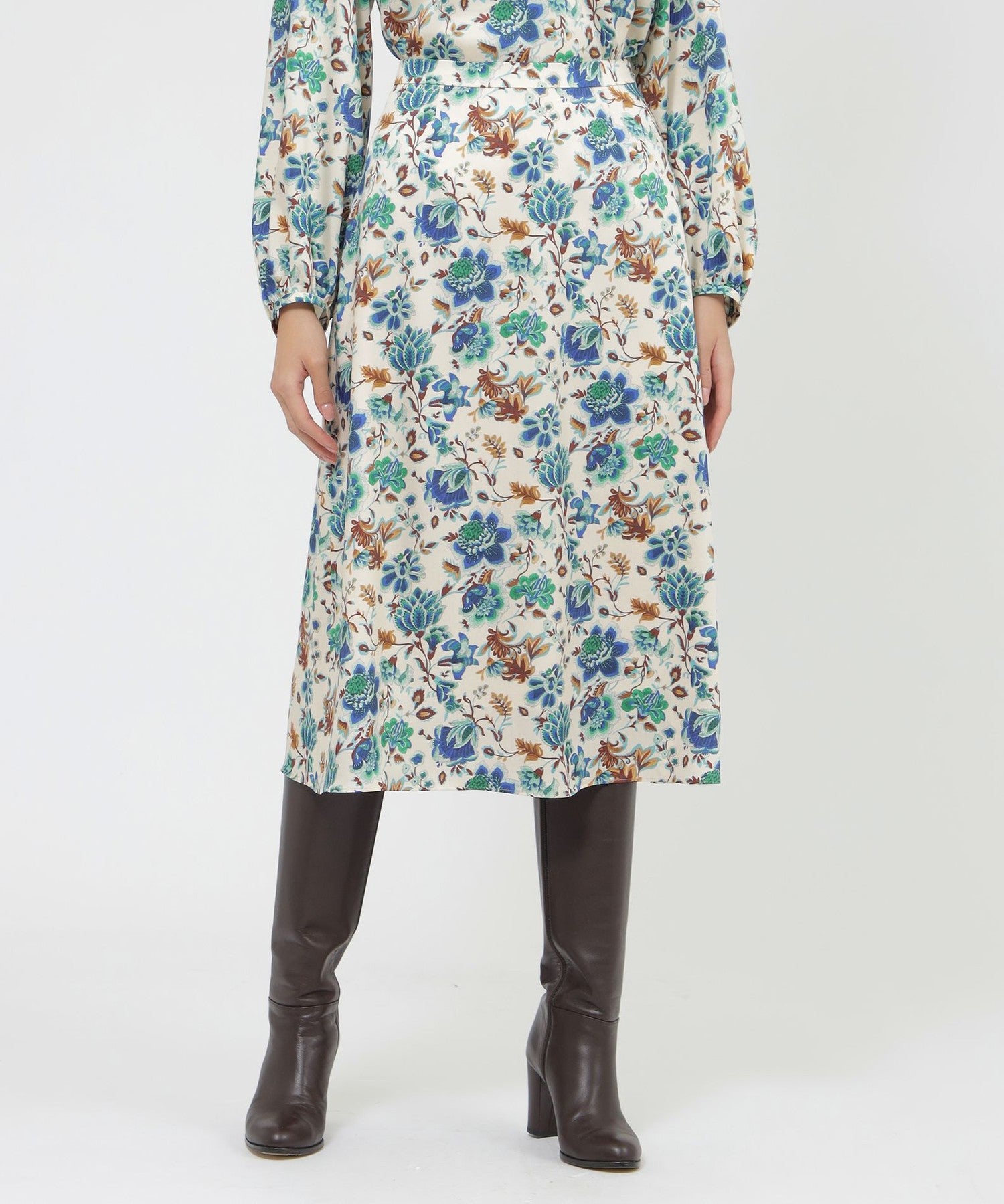 2151-K1S1665602__,02,モデル身長171cm 着用サイズ：6