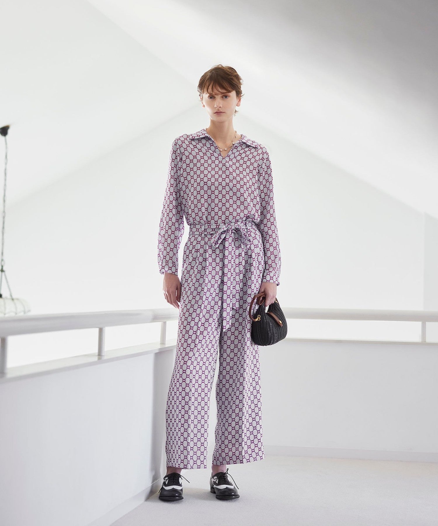 2151-K1V0453392__B,92,