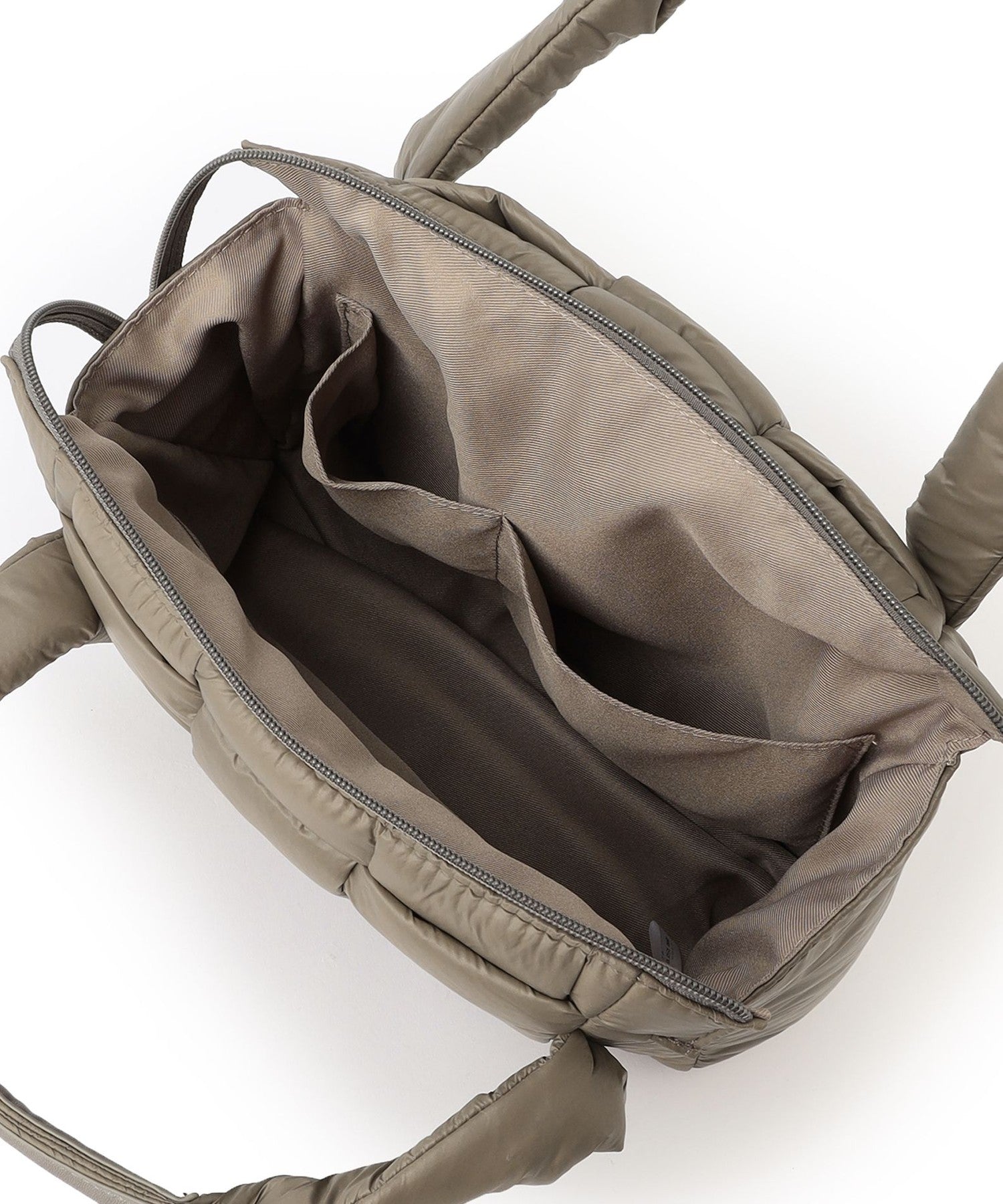 2211-U110861776__P,76,