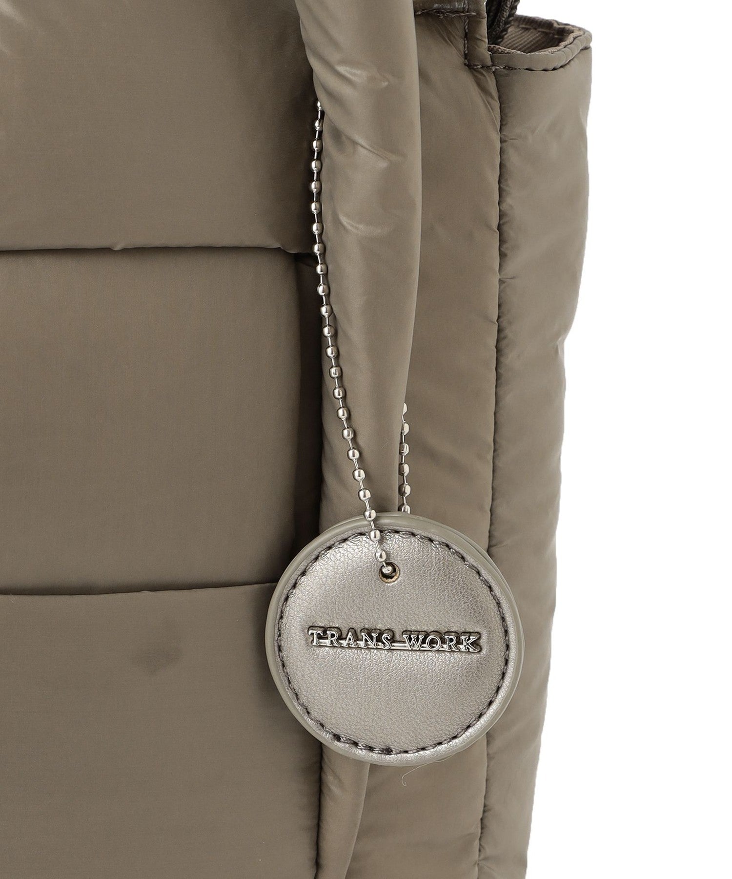 2211-U110861776__Q,76,