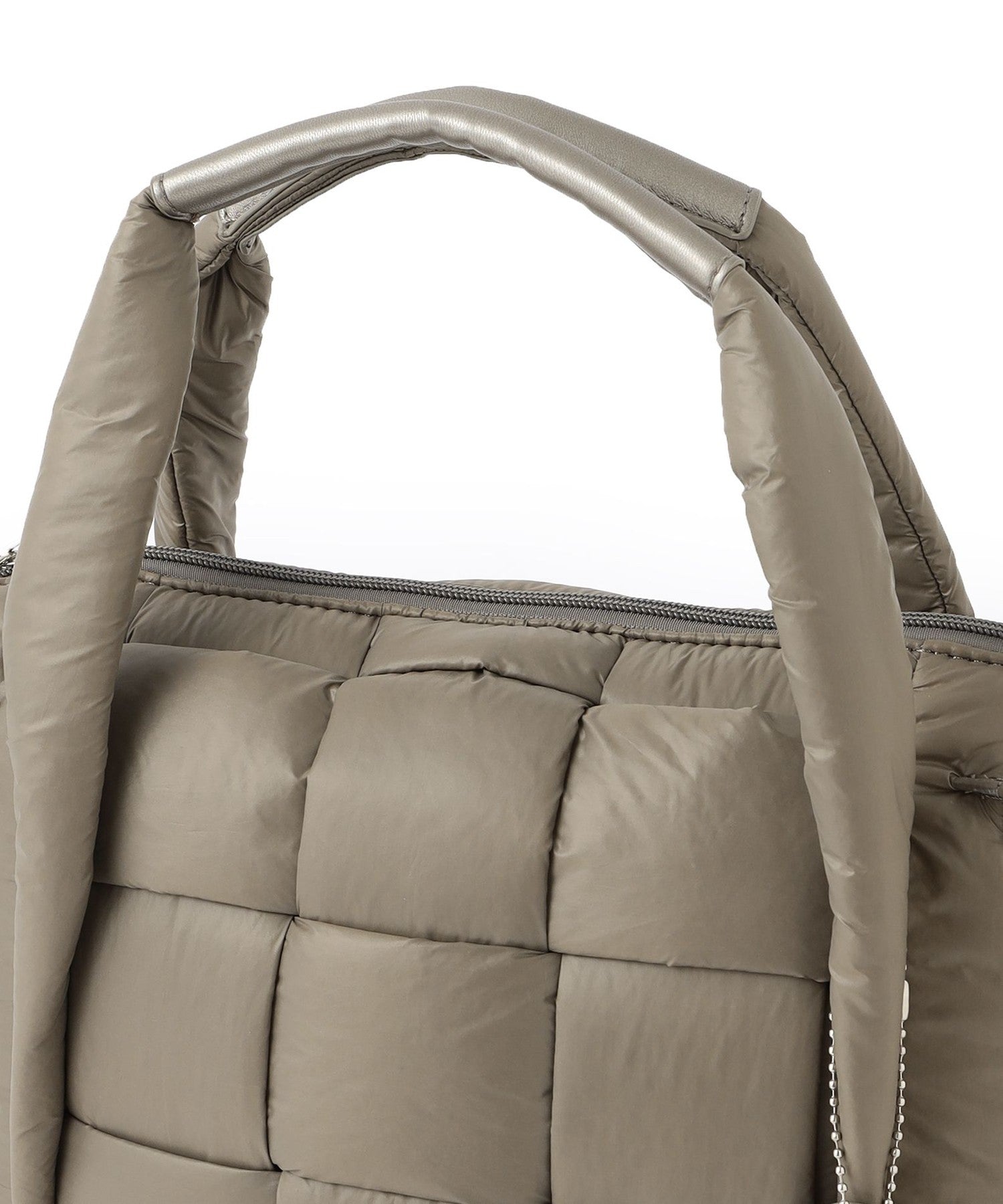 2211-U110861776__R,76,