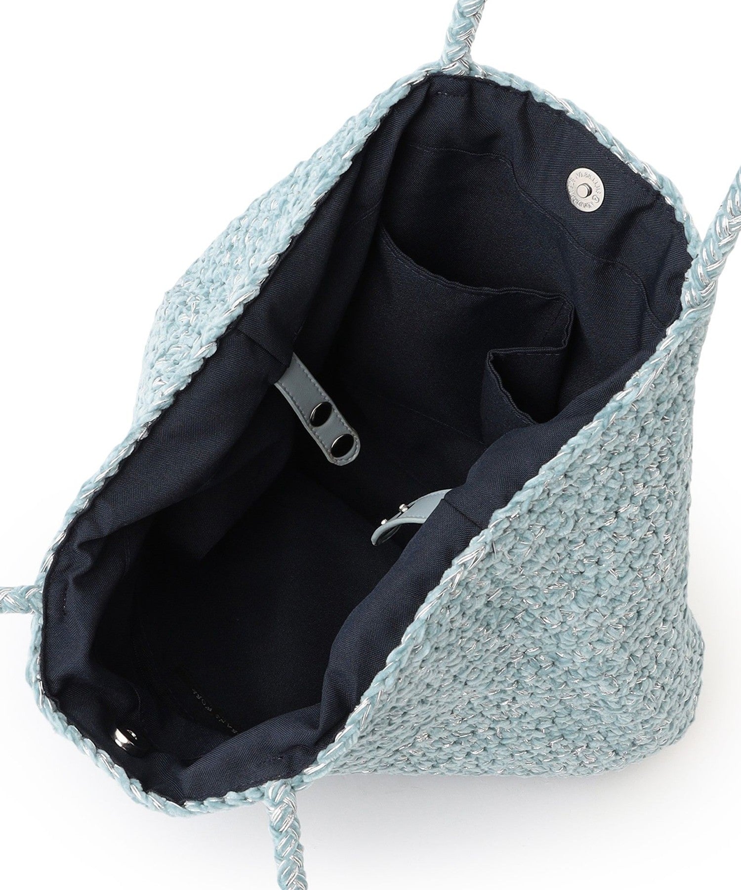 2211-U110961822__P,22,