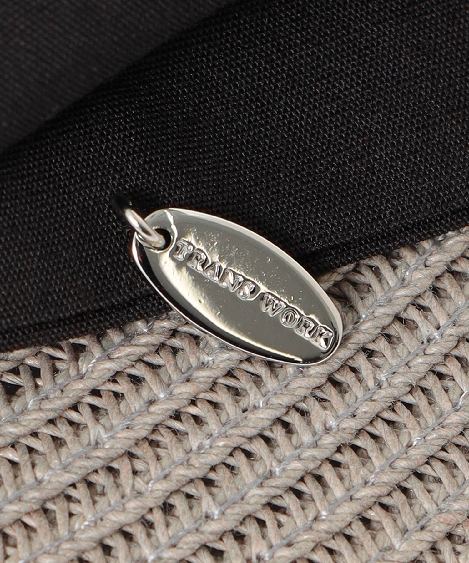 2211-U150113207__F,07,