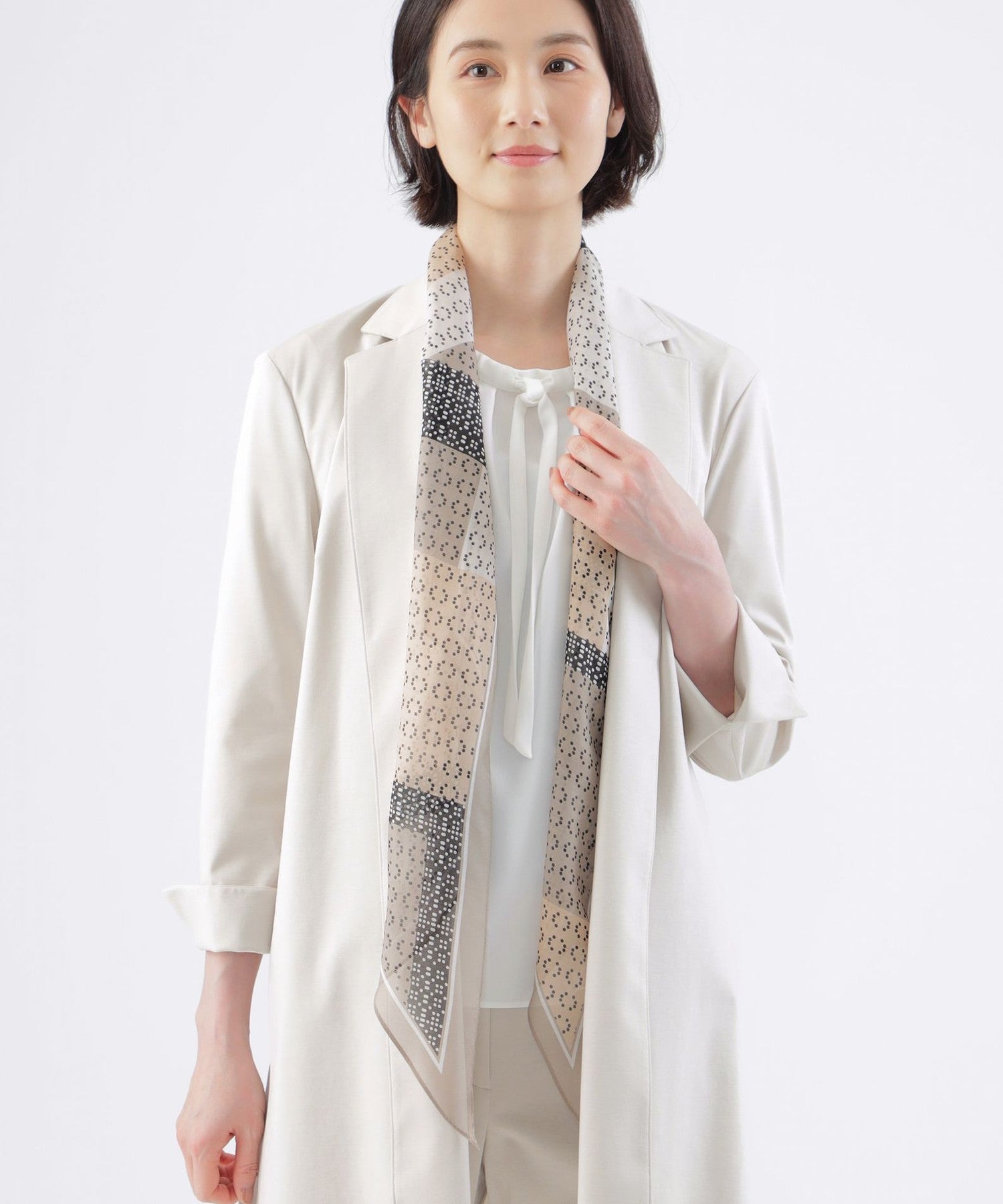 2211-U170231640__,40,