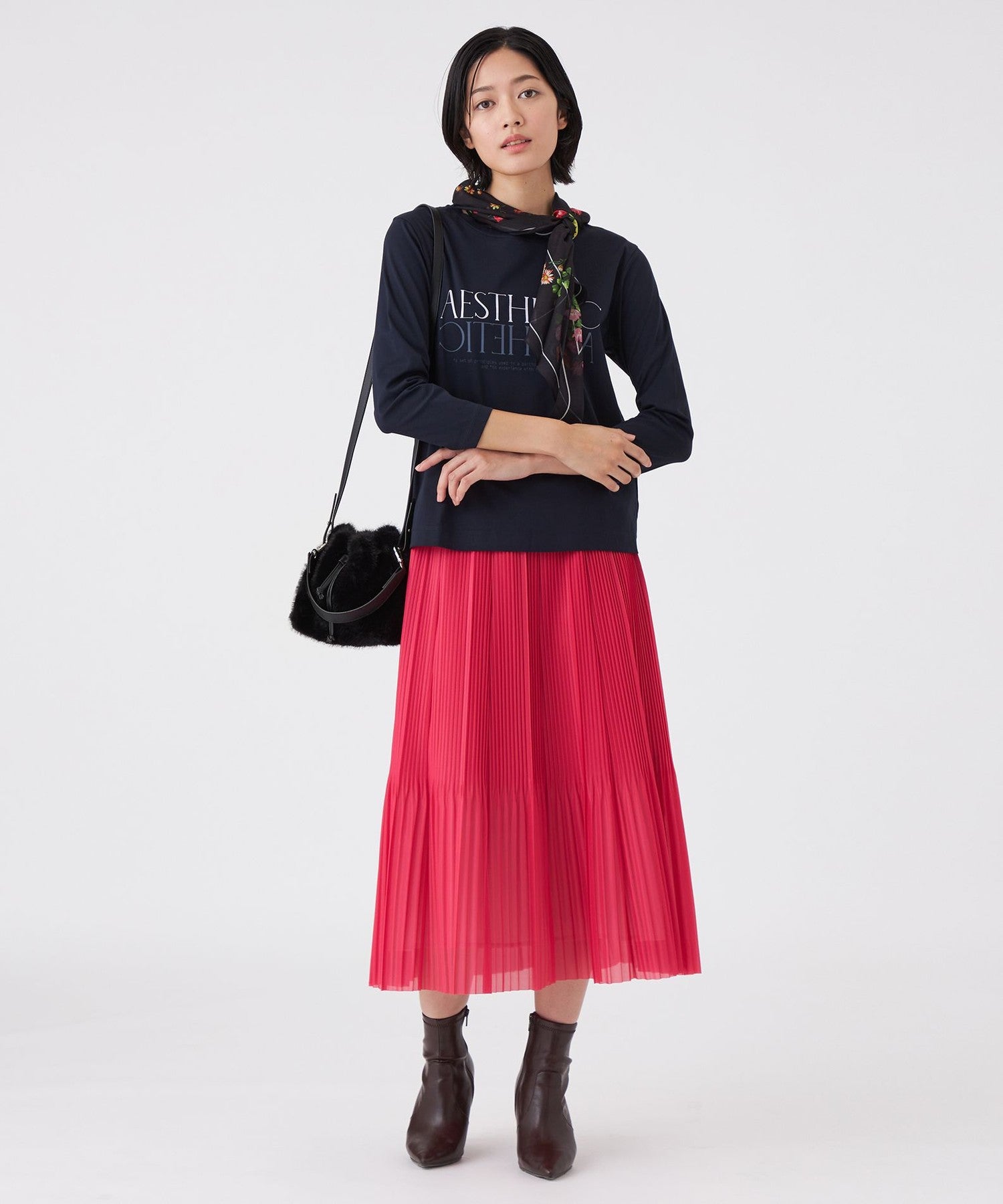 2211-U170261940__H,40,