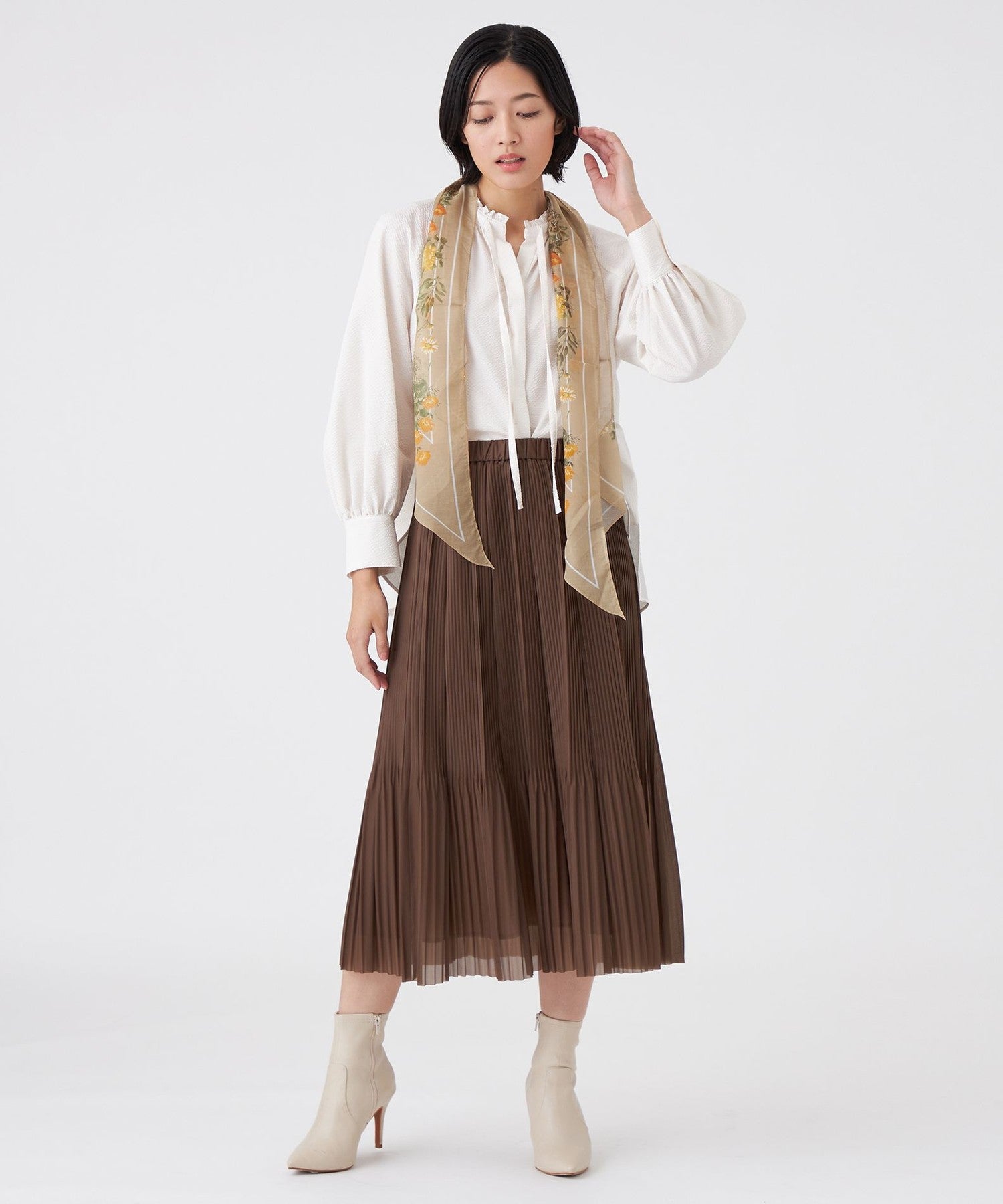 2211-U170261940__I,40,