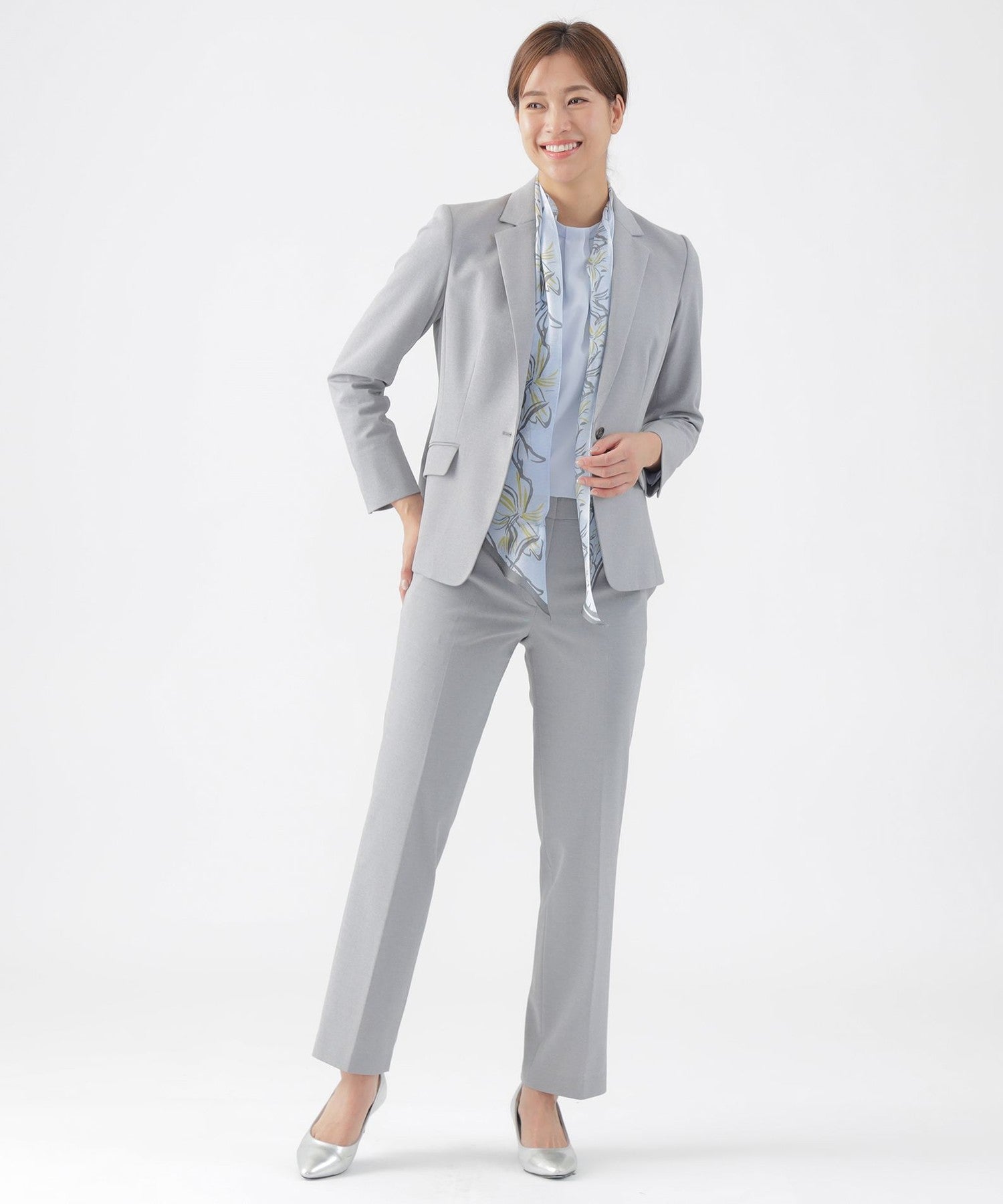 2211-U170351502__I,02,