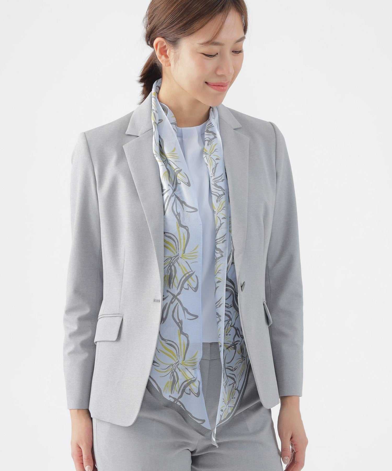 2211-U170351524__A,24,