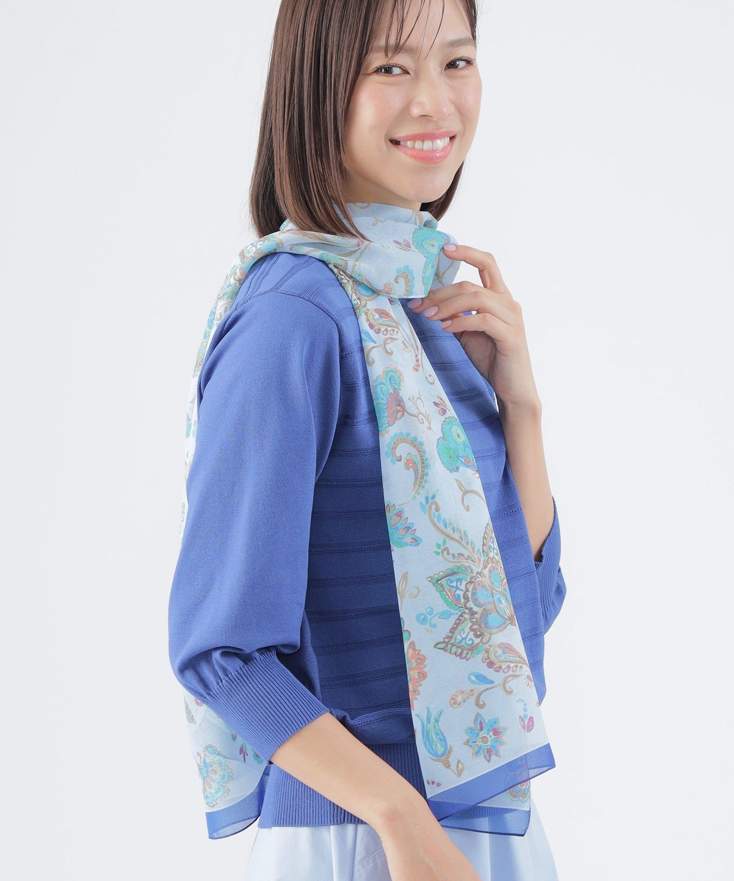 2211-U170432322__,22,