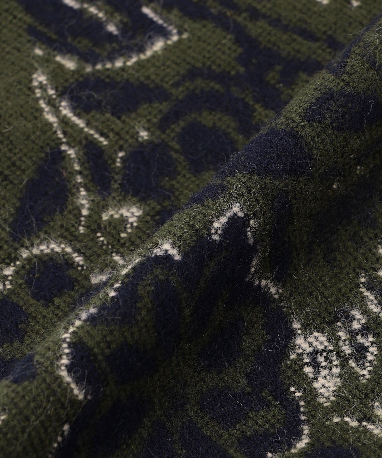 2211-U170465376__K,76,