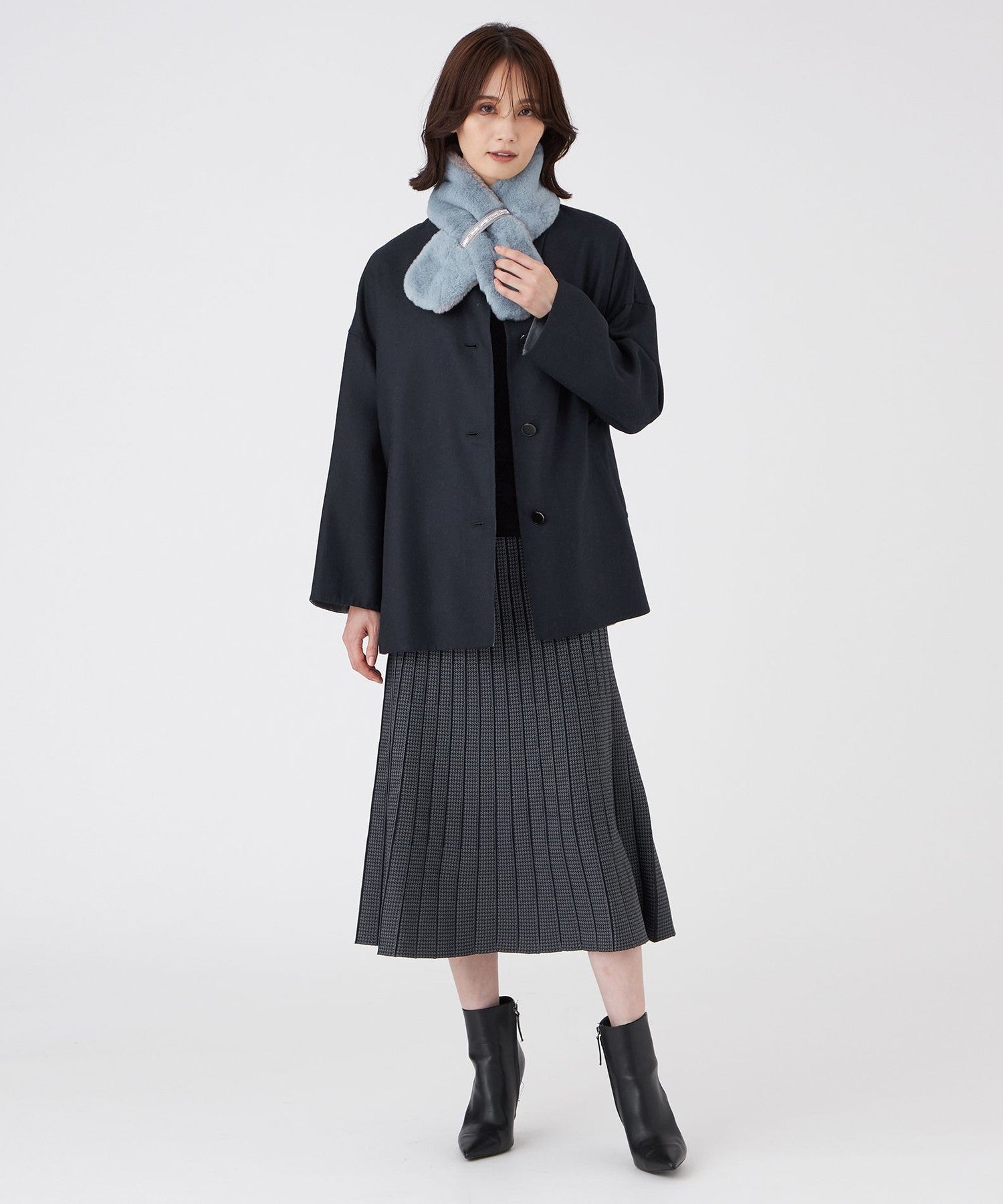 2211-U170665524__I,24,