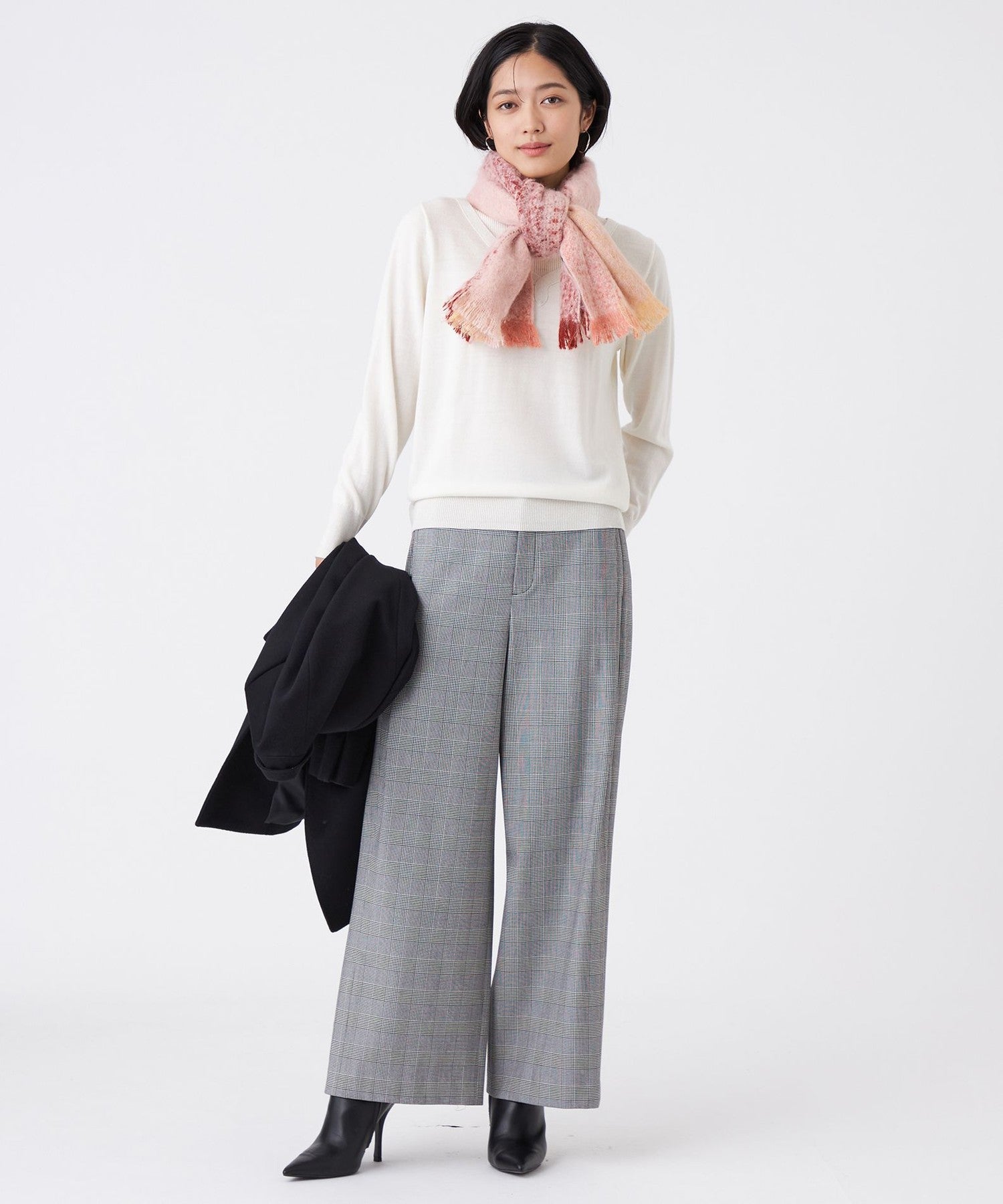 2211-U170765624__H,24,