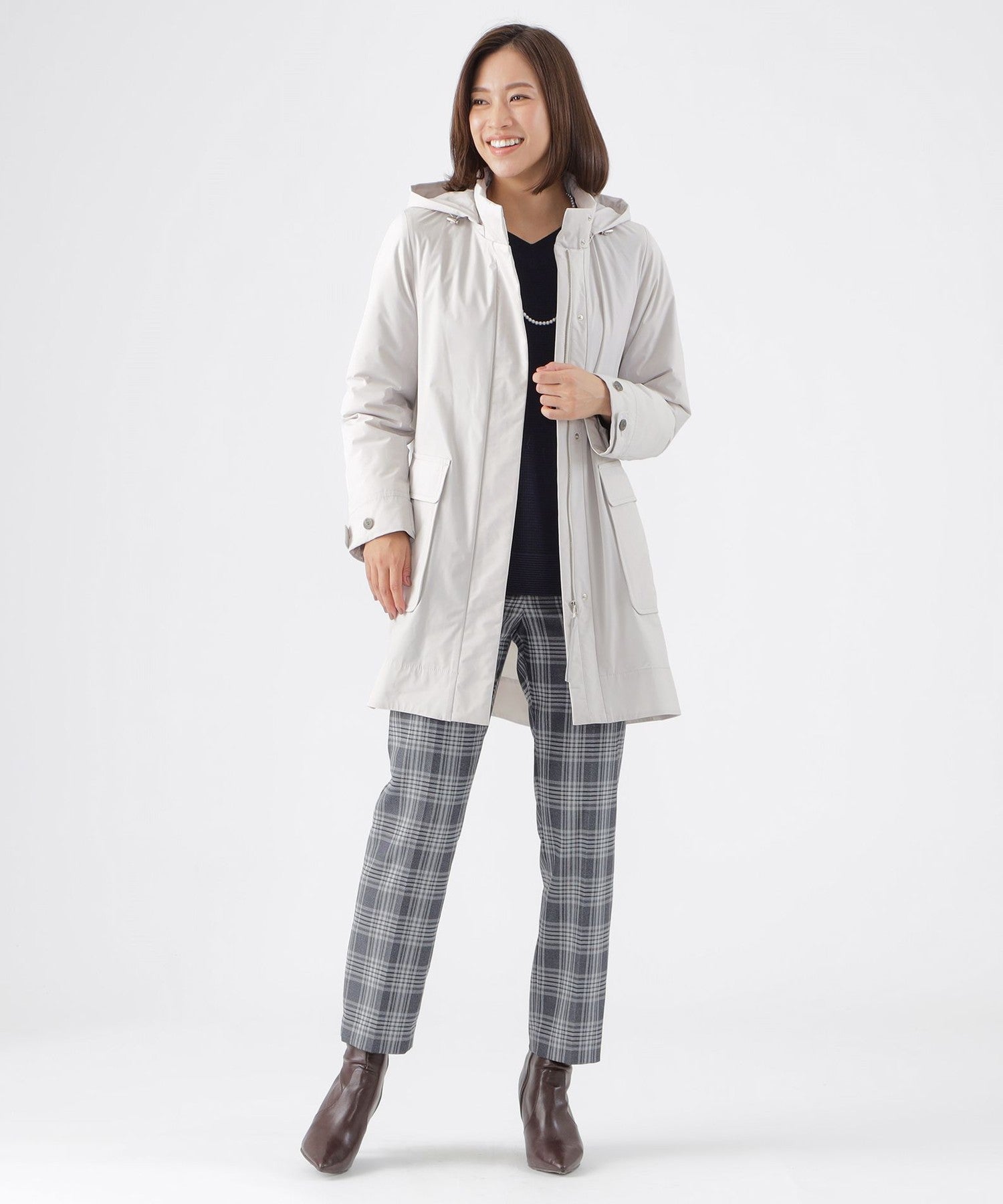 2211-U1A0745206__H,06,