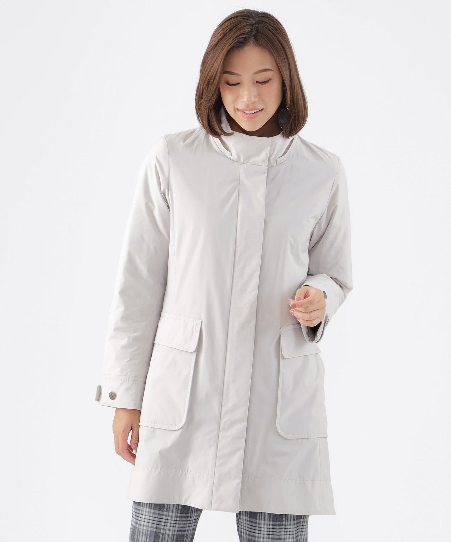 2211-U1A0745206__M,06,