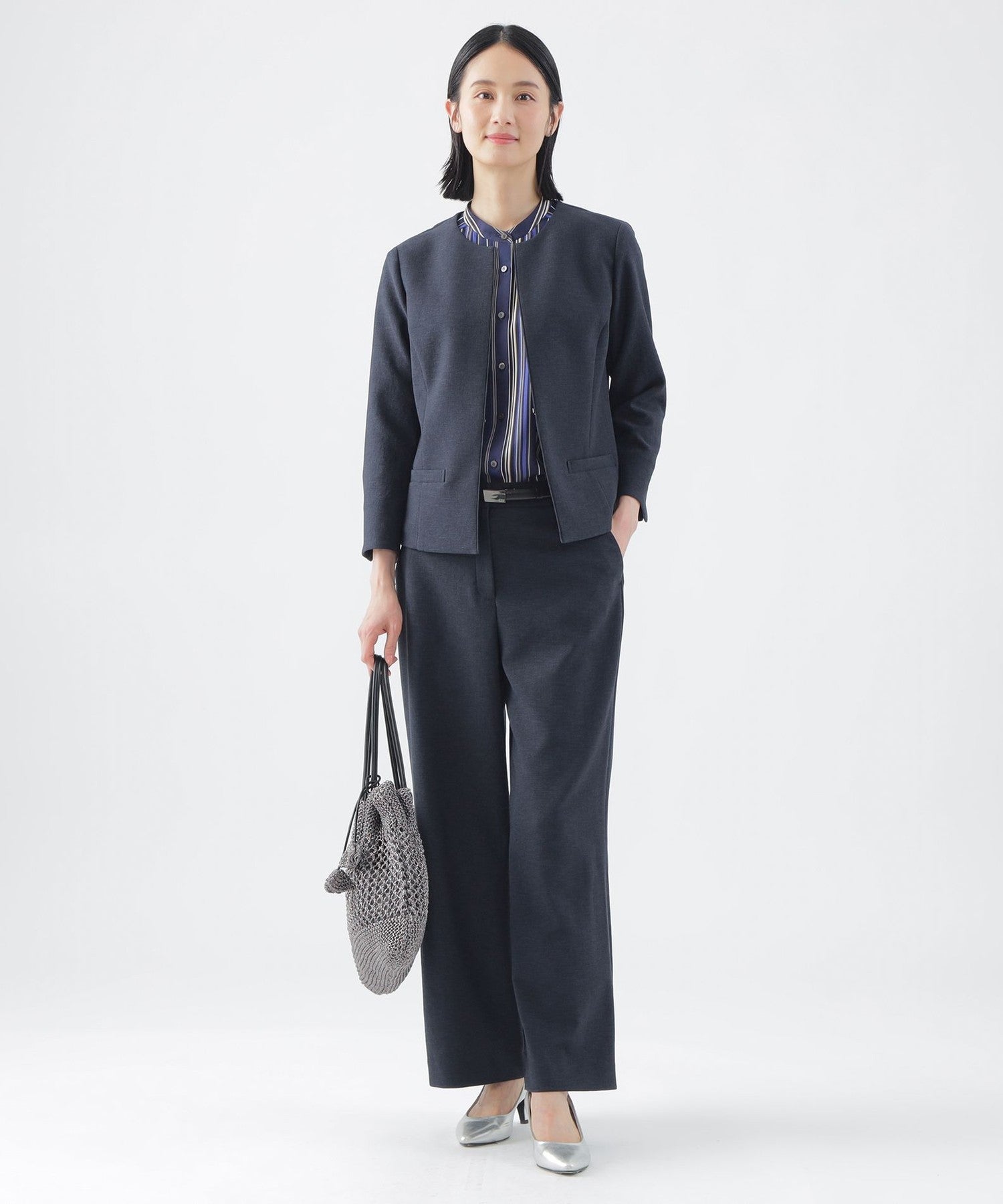 2211-U1E0253028__H,28,