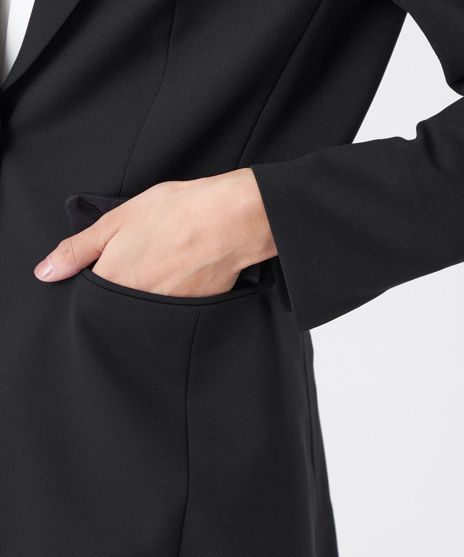 2211-U1E0662529__M,29,