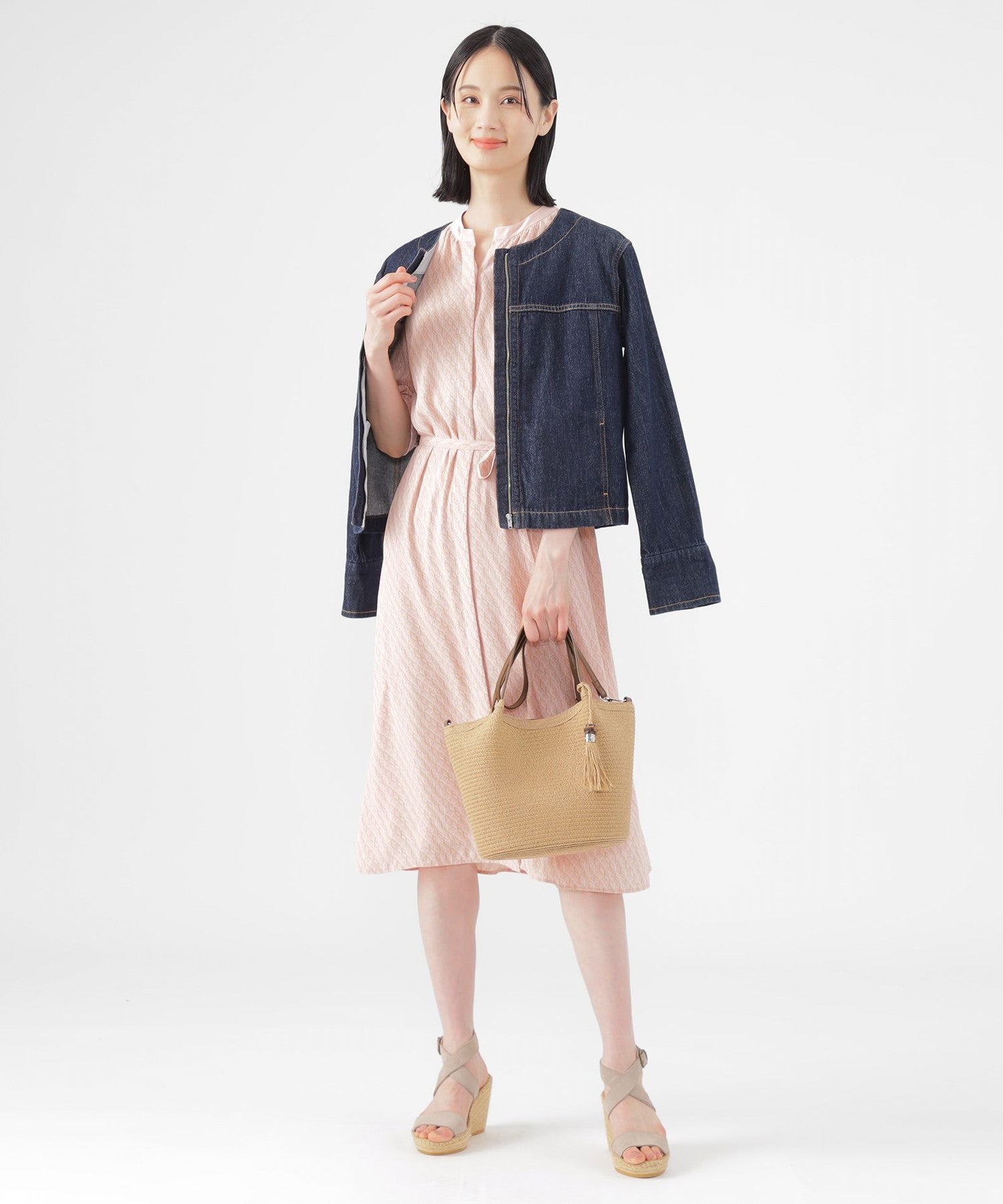 2211-U1J0555128__I,28,