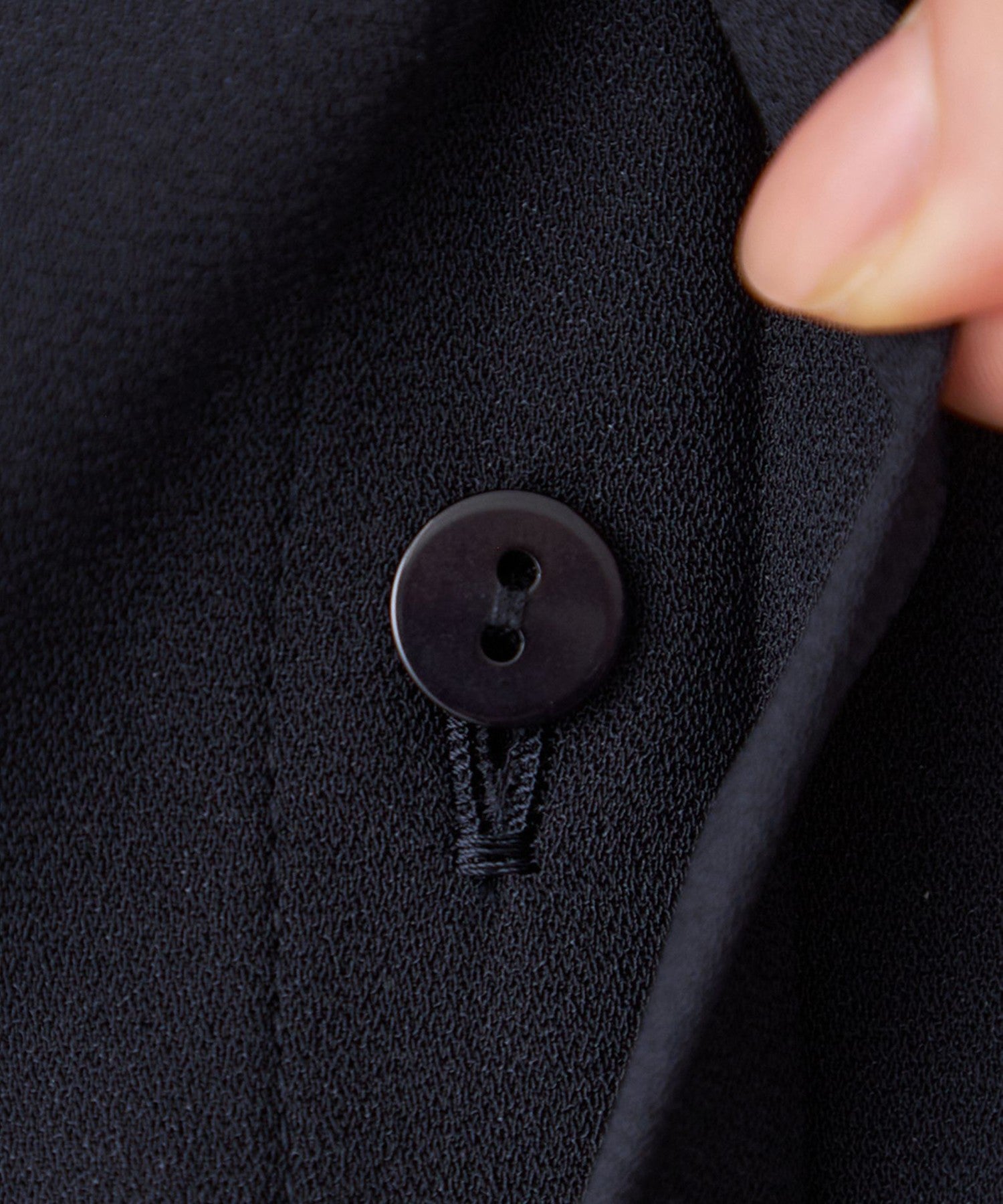 2211-U1J0564328__N,28,