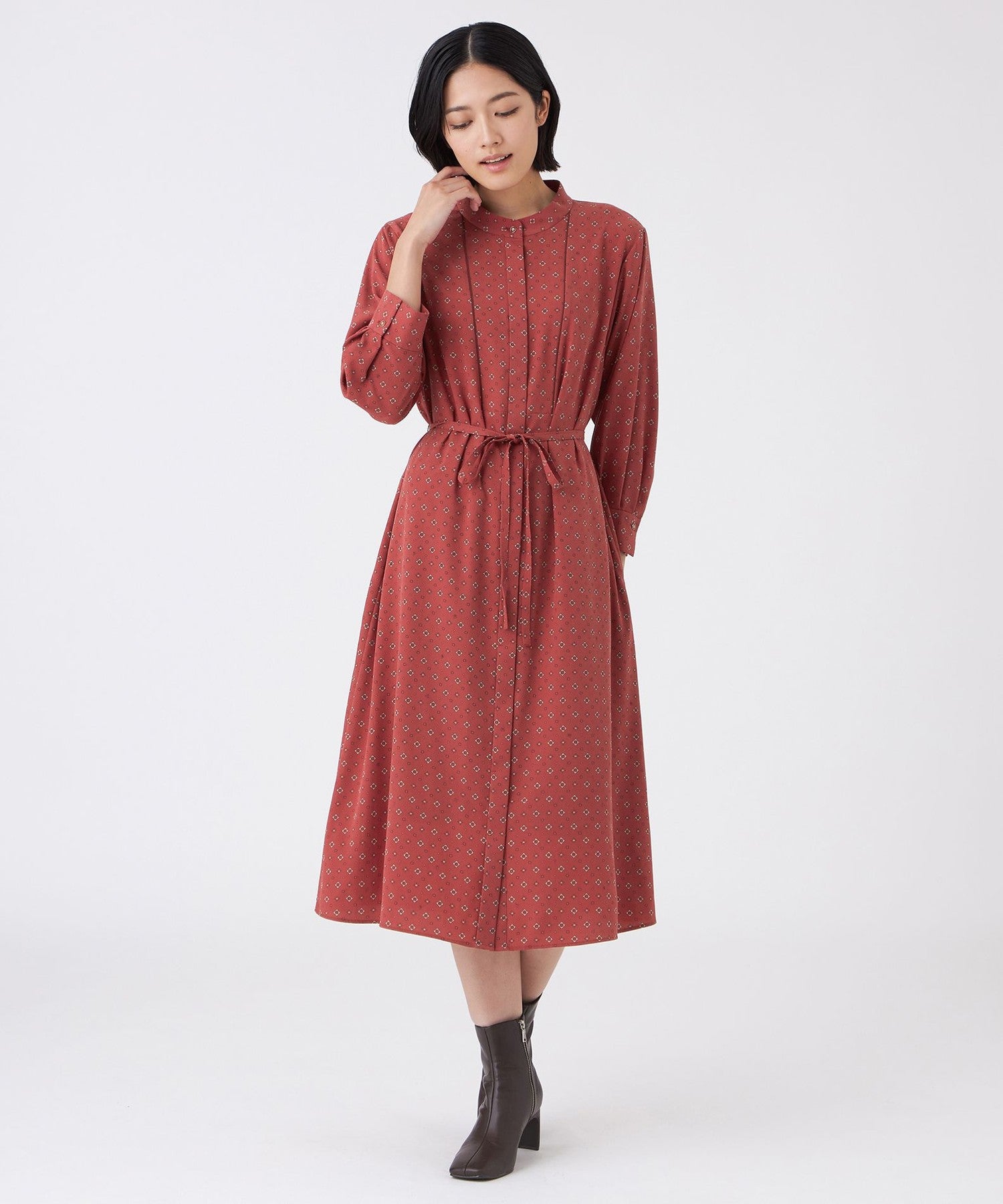 2211-U1J0663828__H,28,