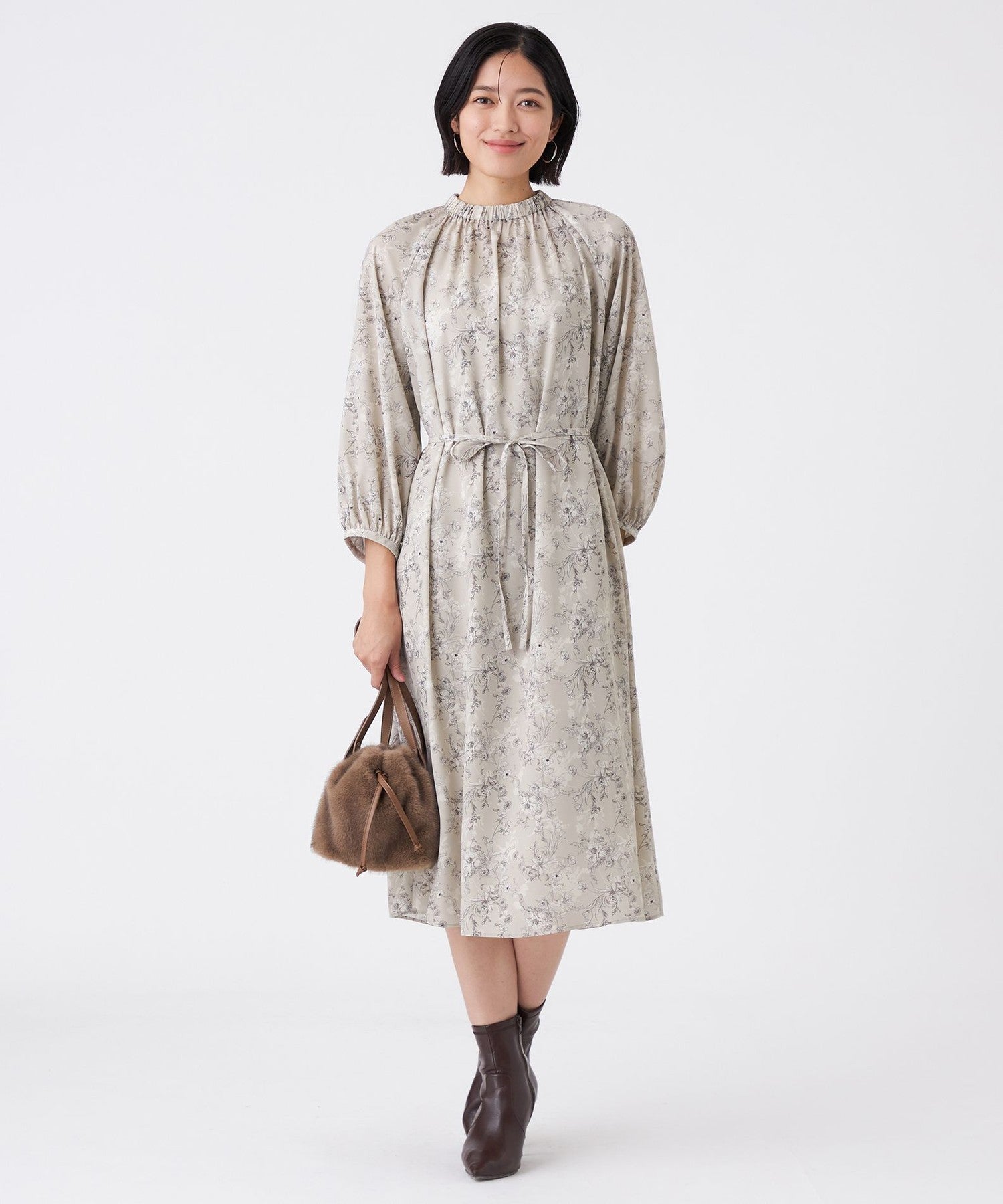 2211-U1J0865356__H,56,