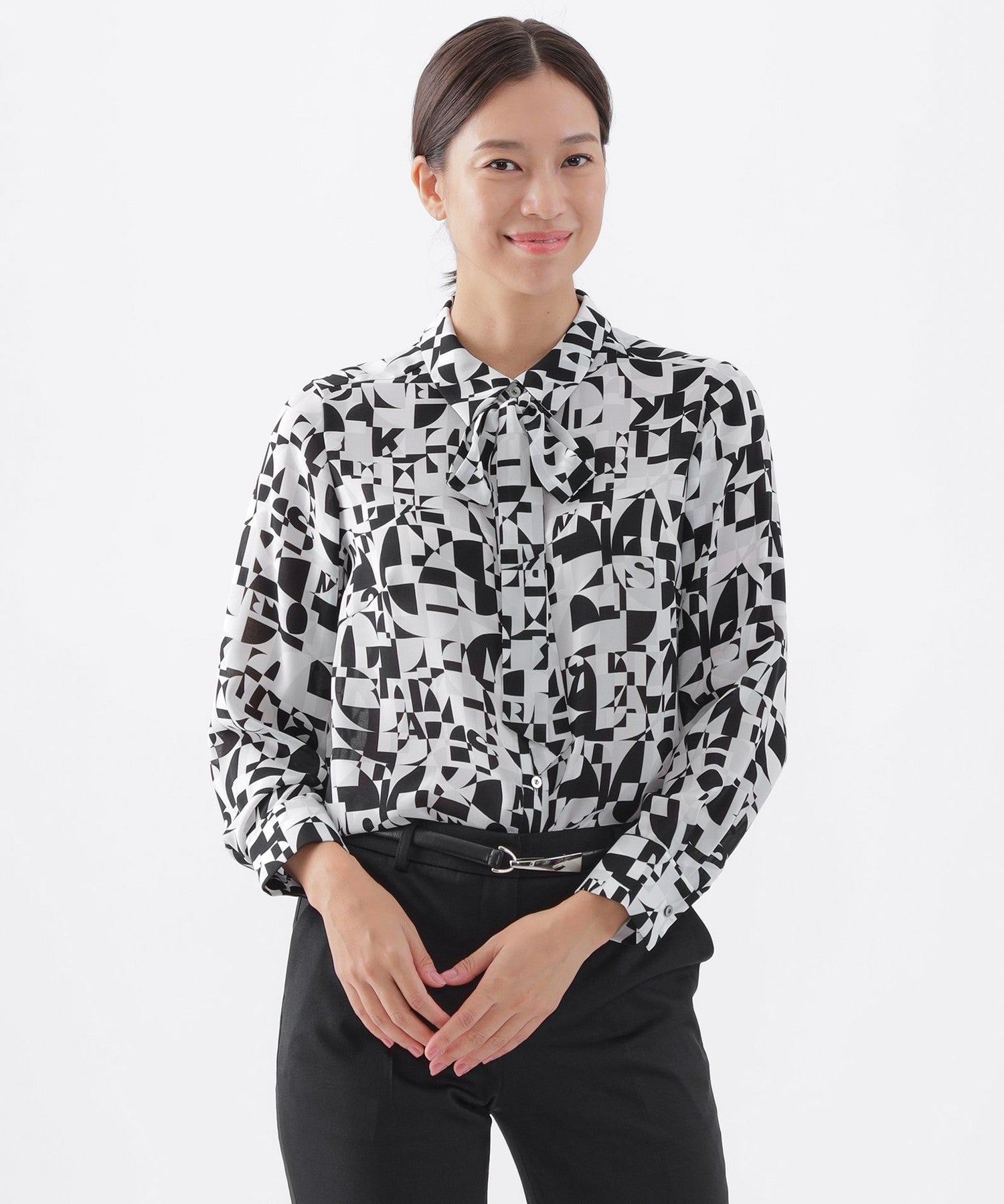 2211-U1M0942409__,09,モデル身長170cm 着用サイズ：38