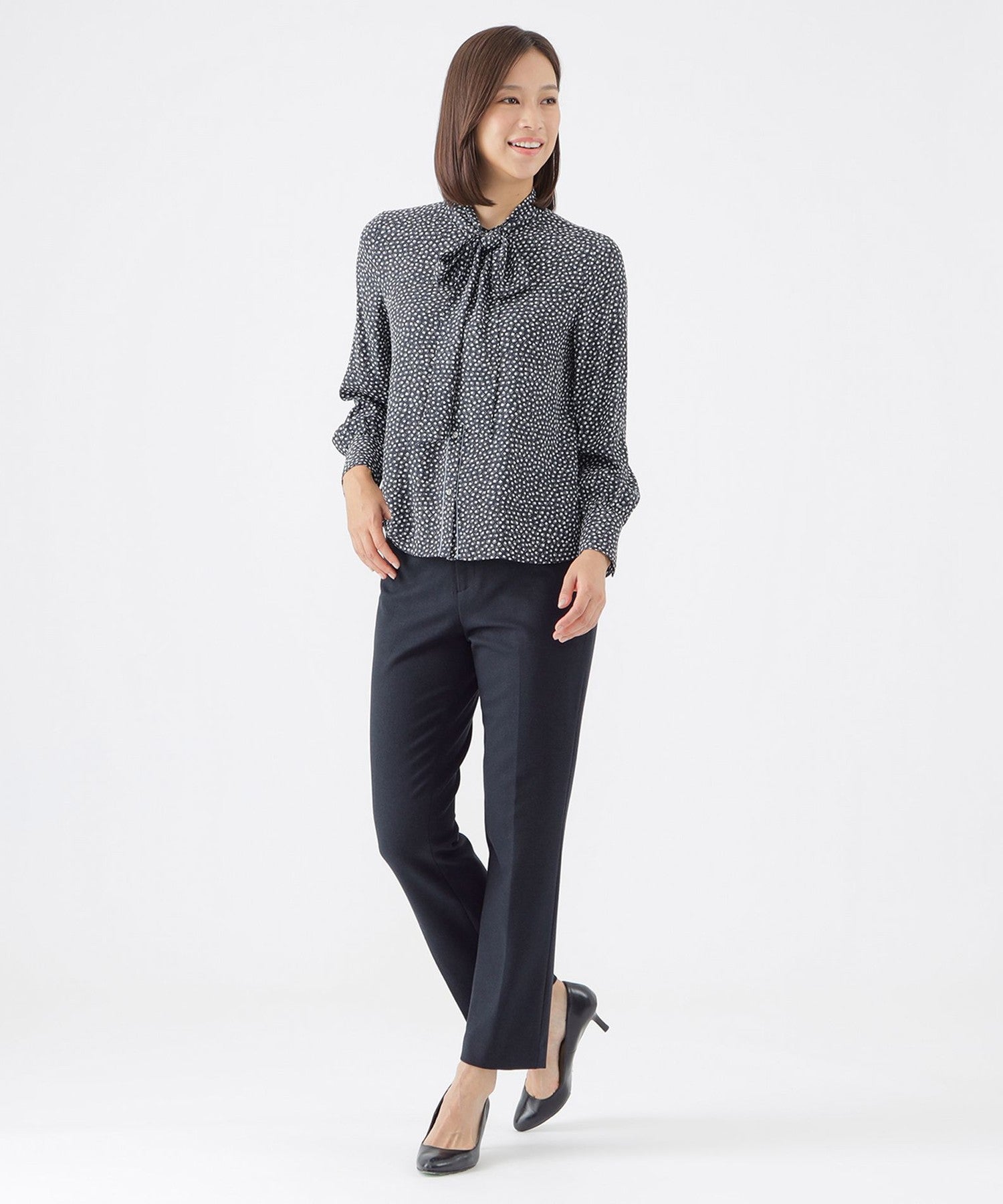 2211-U1M1144228__G,28,