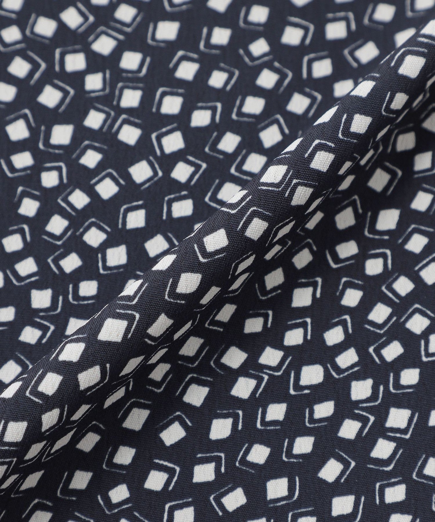 2211-U1M1144228__O,28,