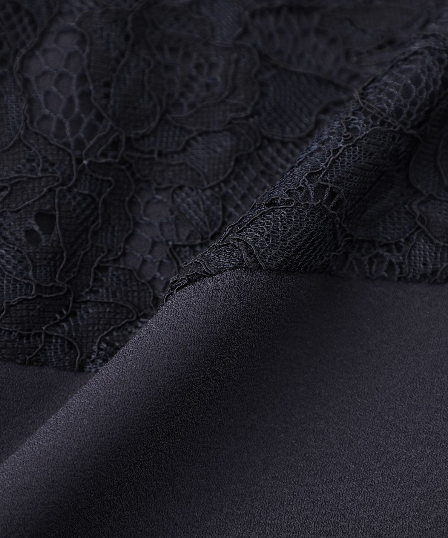 2211-U1M1464328__P,28,