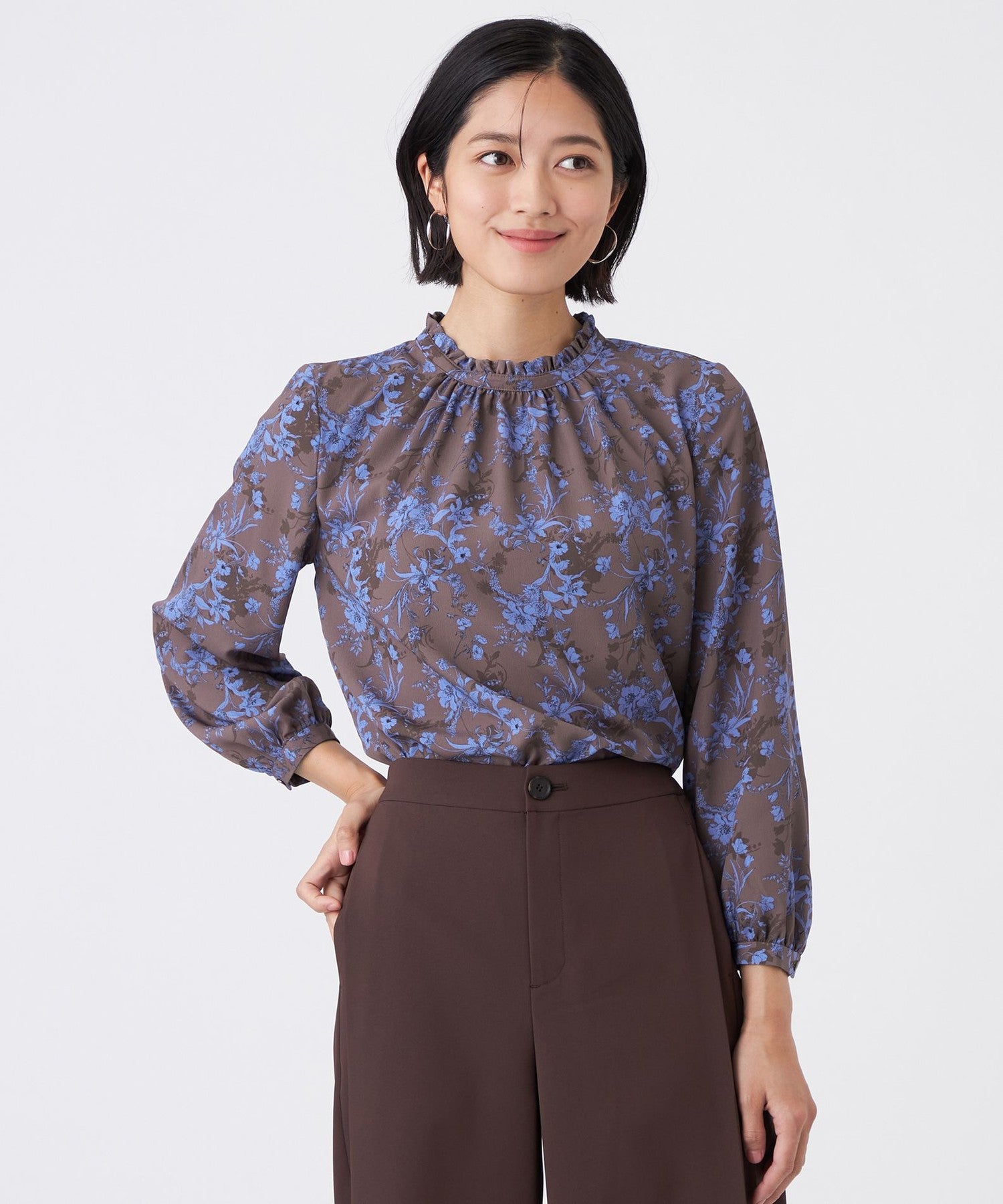 2211-U1M1765356__,56,モデル身長167cm 着用サイズ：38