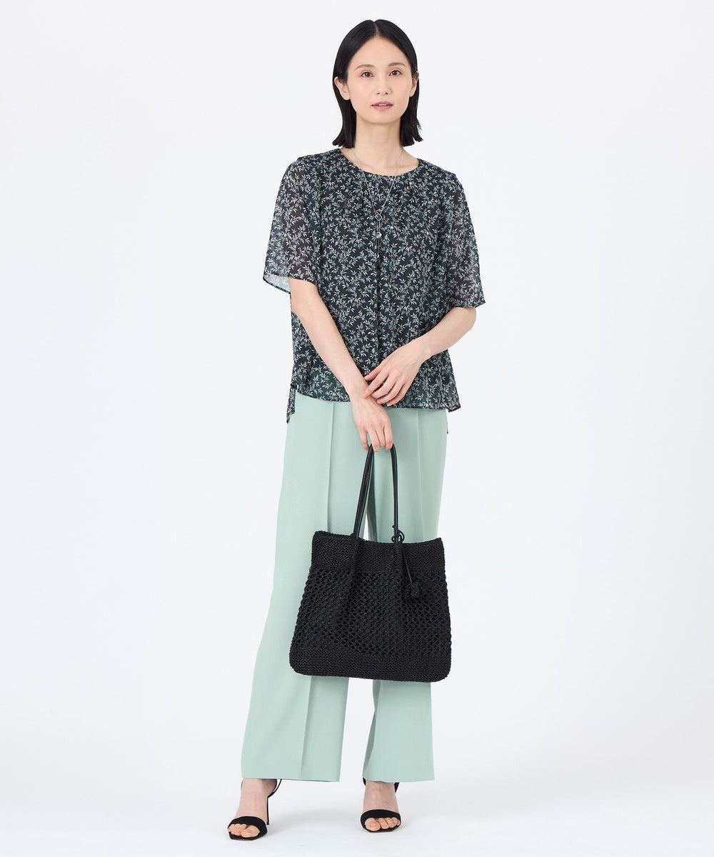 ウォッシャブル】シャドーフラワープリントプルオーバーブラウス