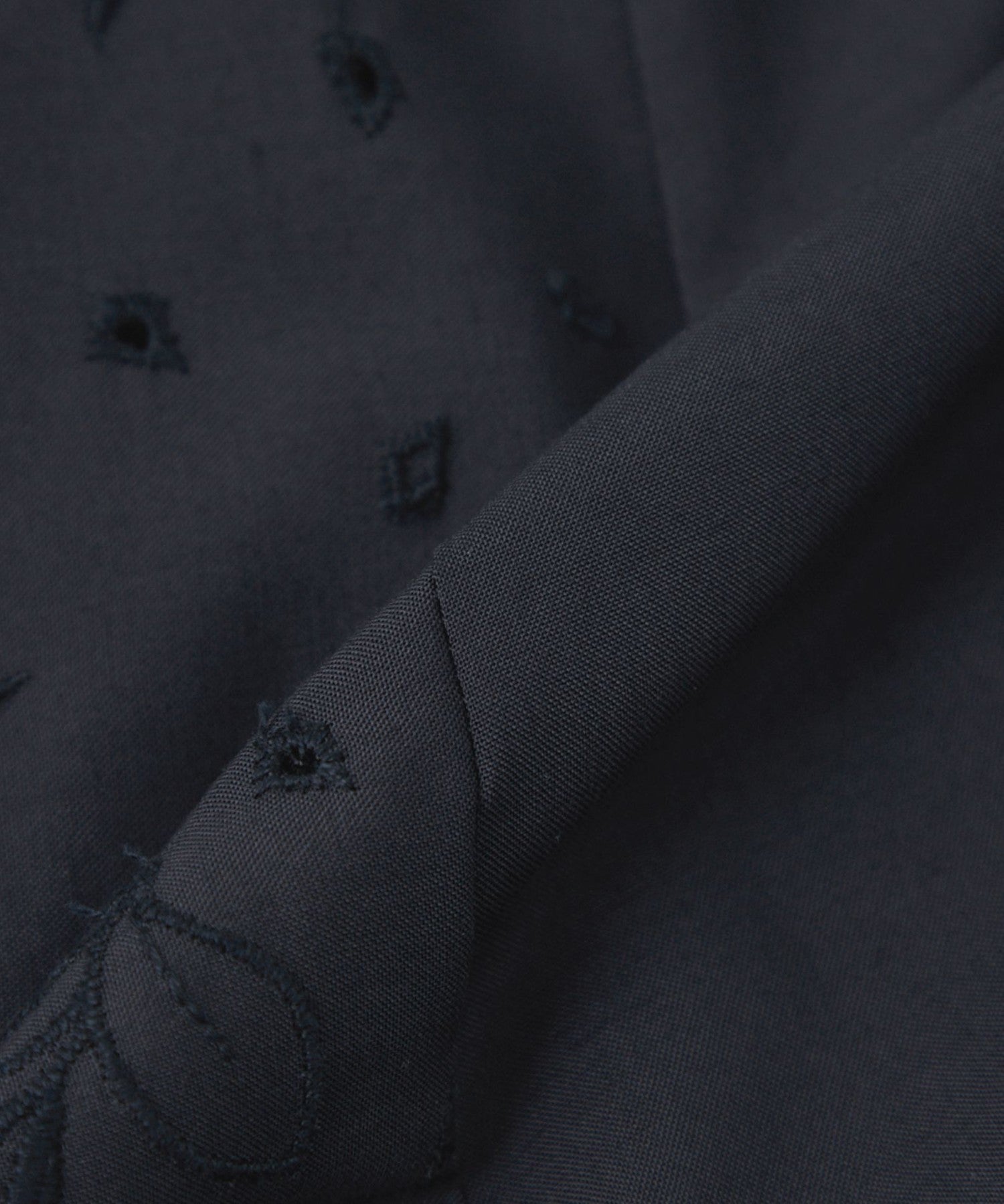 2211-U1M2457728__R,28,