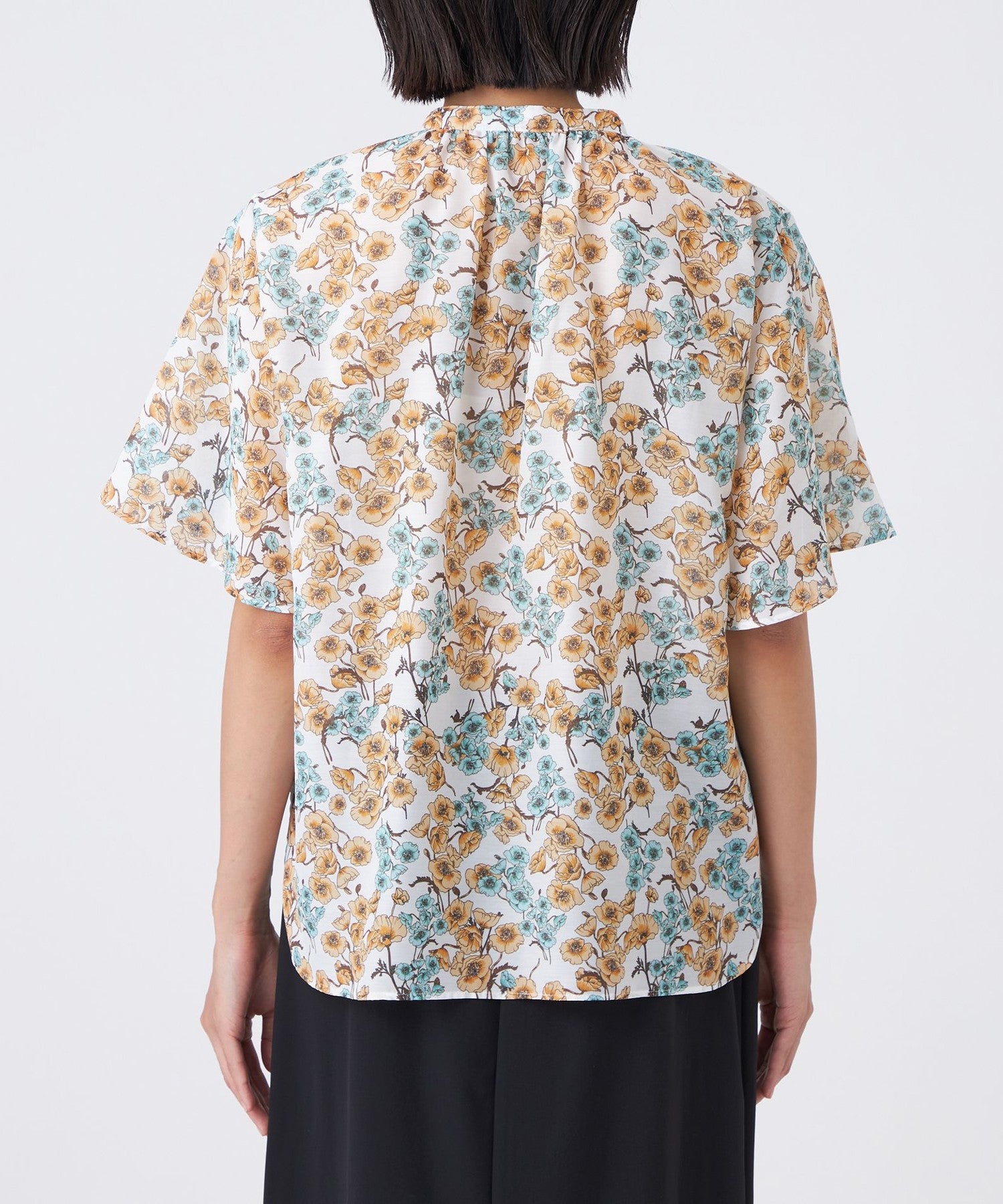 2211-U1M2558180__O,80,