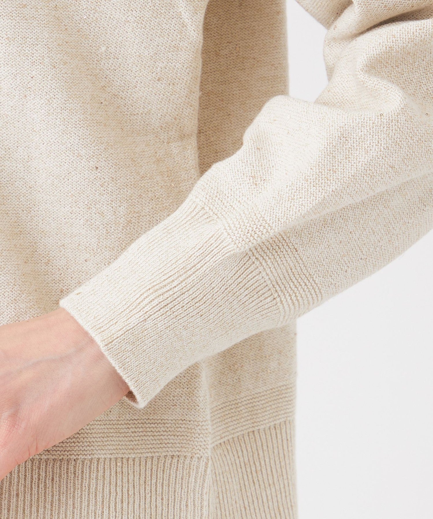 2211-U1N0270502__P,02,