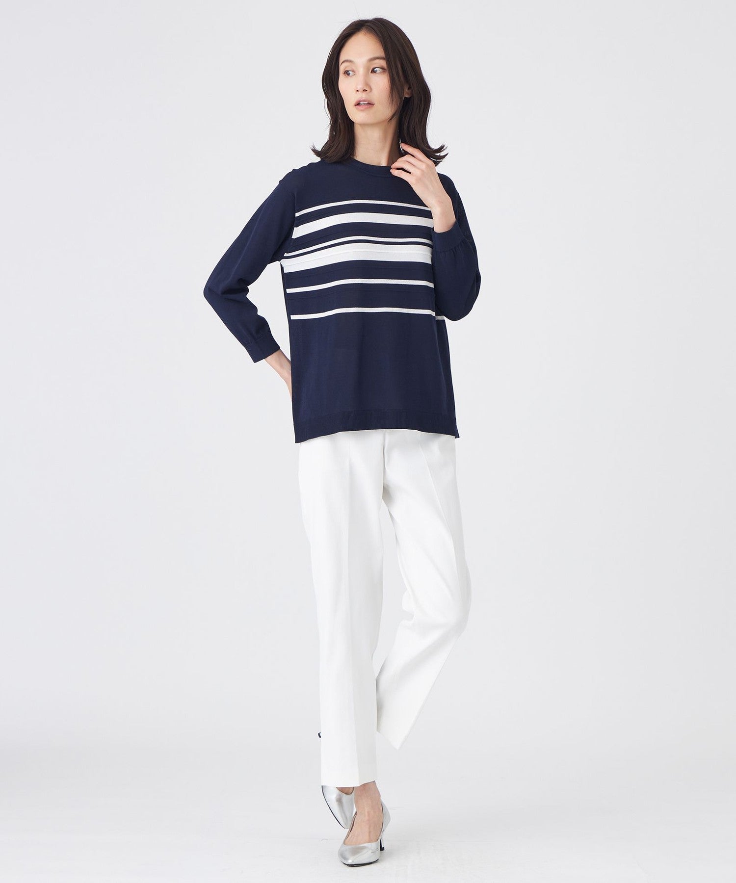 2211-U1N1072928__H,28,