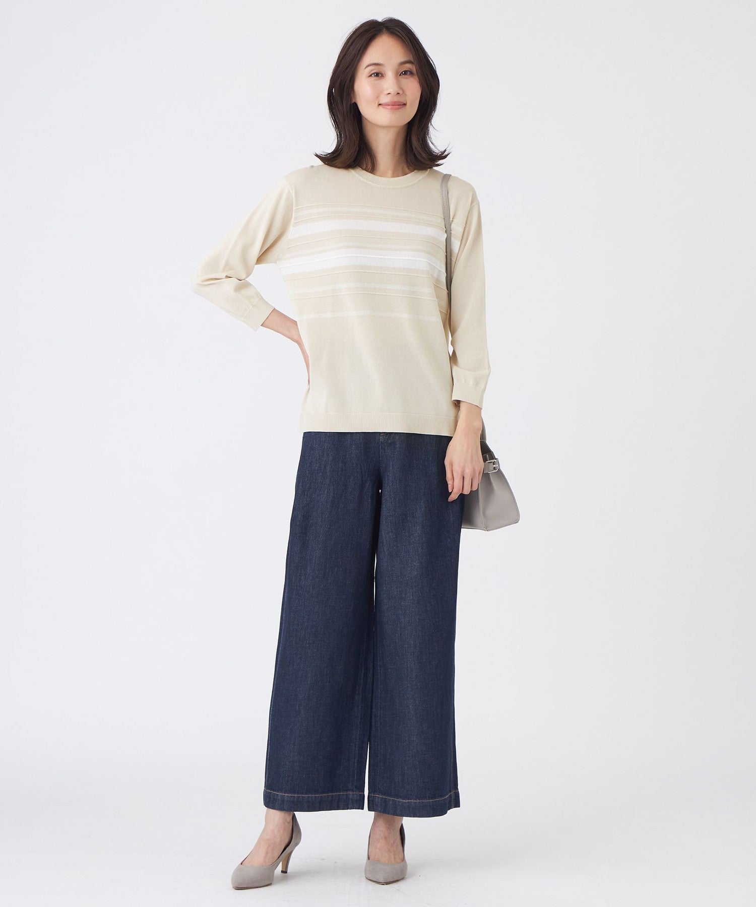 2211-U1N1072928__I,28,