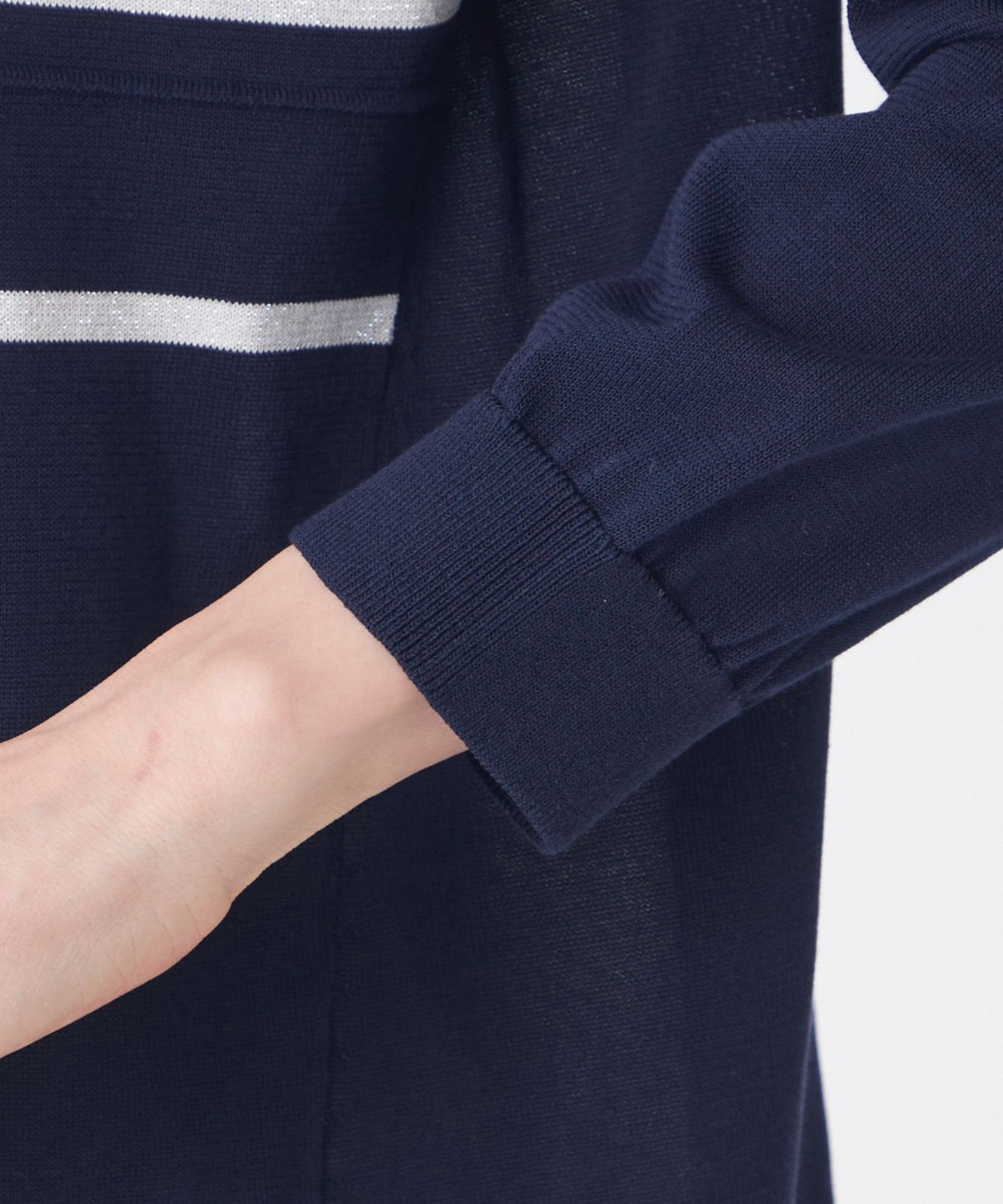 2211-U1N1072928__M,28,