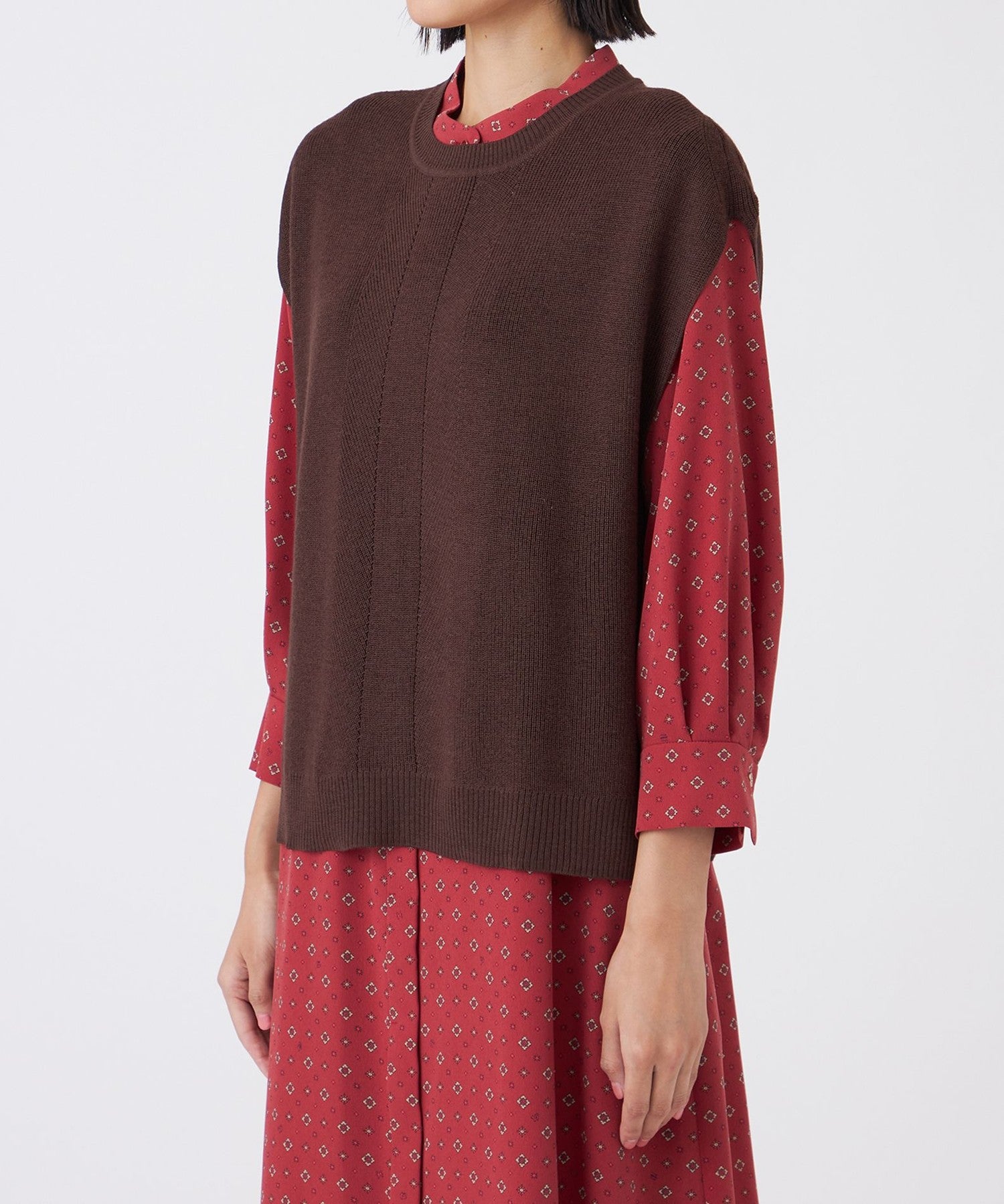 2211-U1N1263756__N,56,