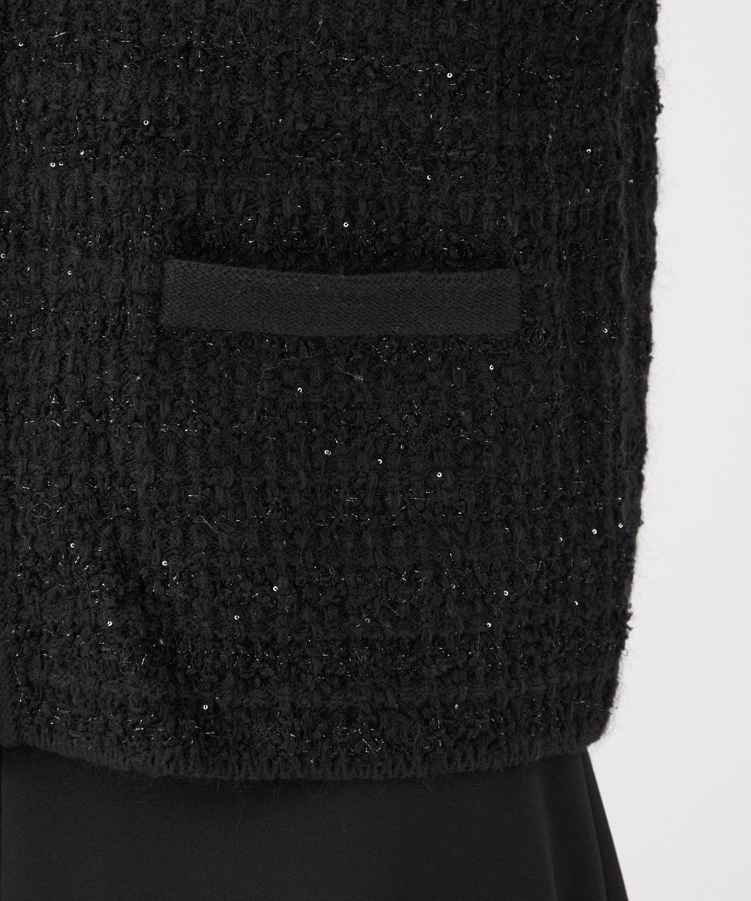 2211-U1N1570409__N,09,