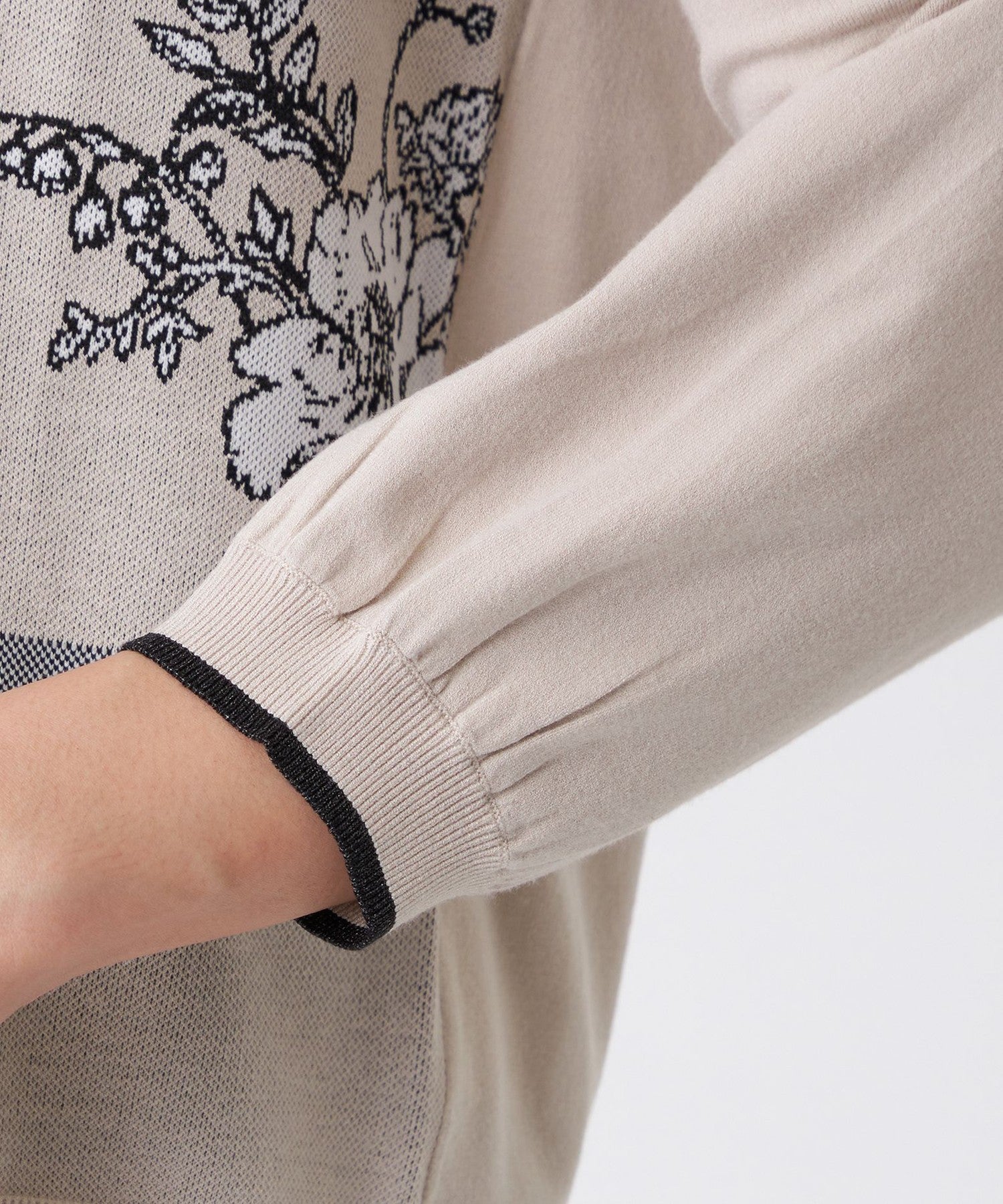 2211-U1N2266140__L,40,