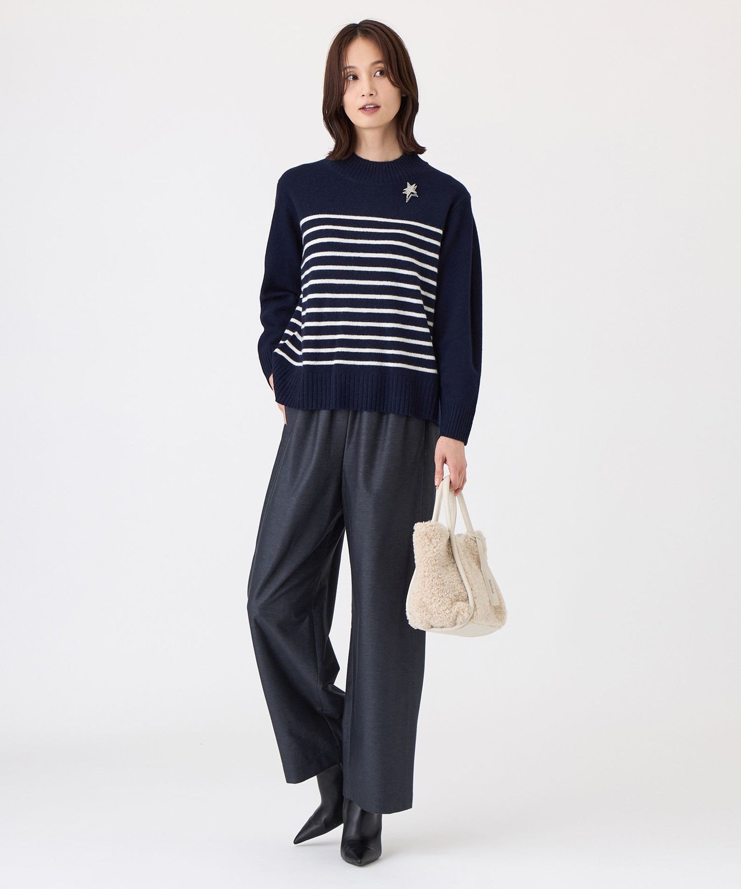 2211-U1N2466540__H,40,