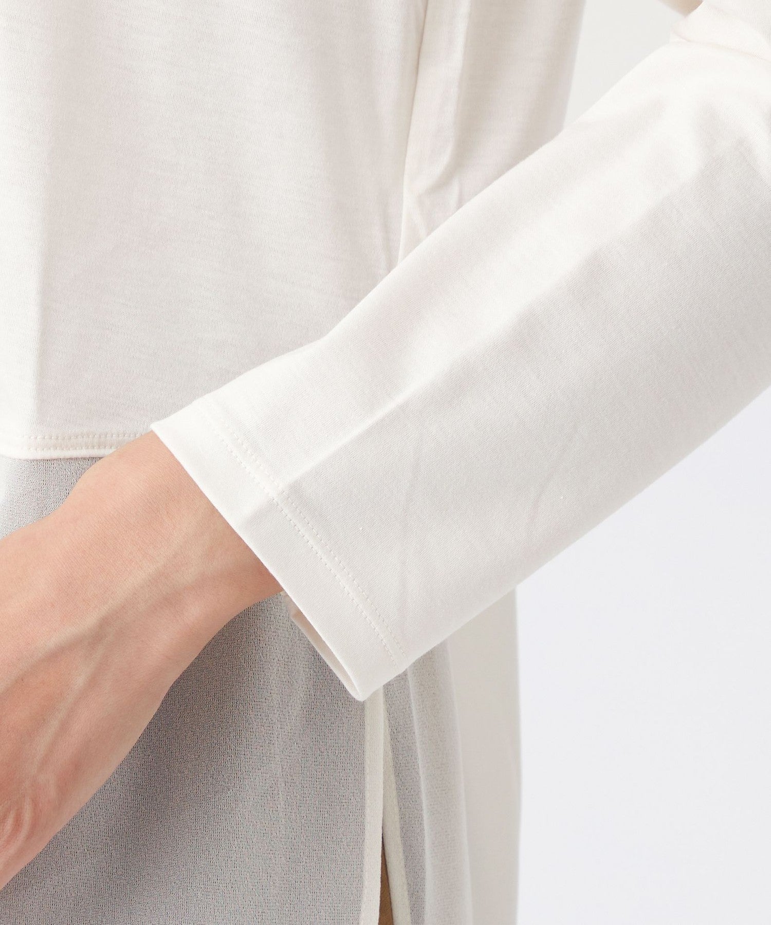 2211-U1P0963502__N,02,