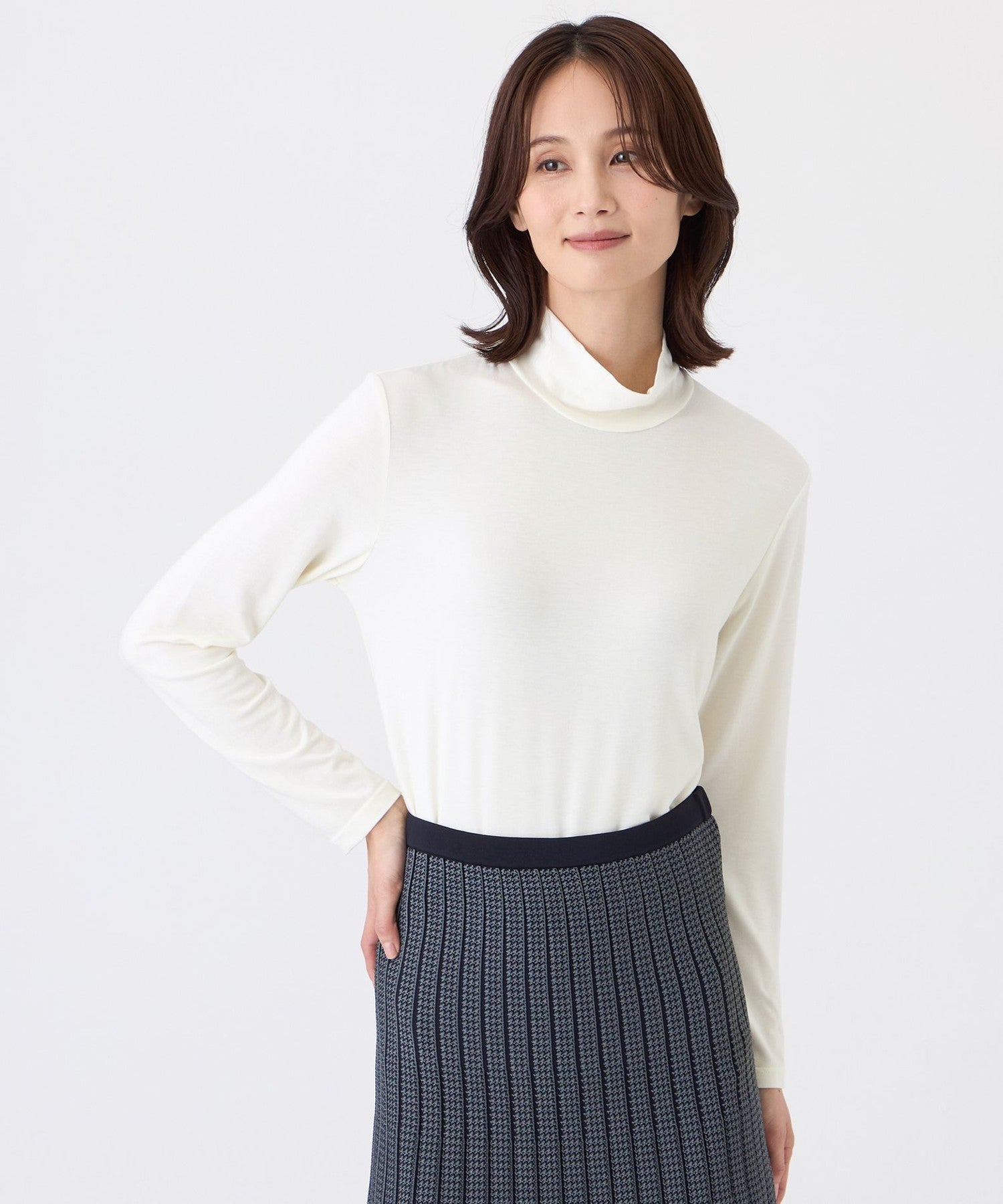 2211-U1P1067002__,02,モデル身長171cm 着用サイズ：38