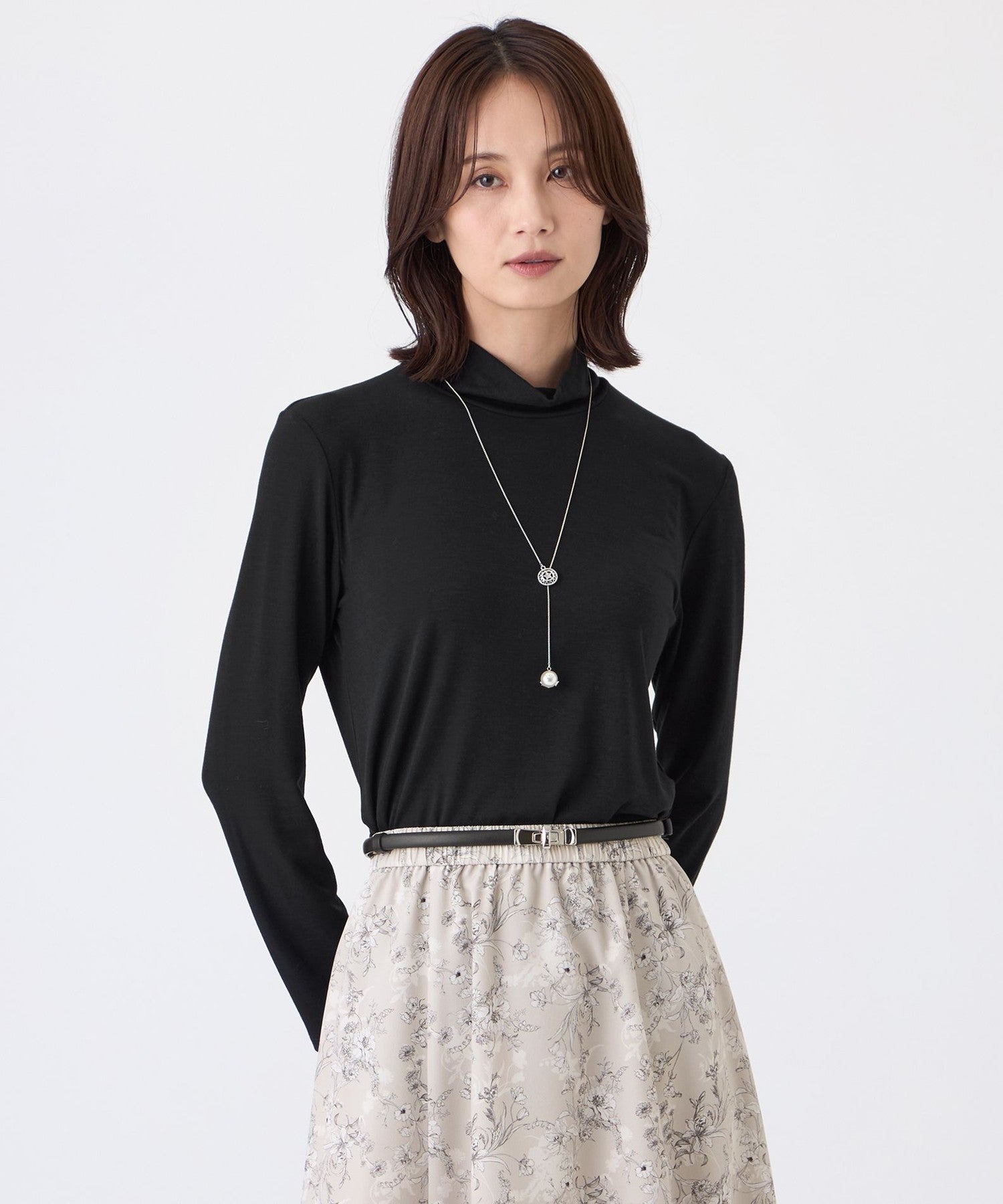 2211-U1P1067009__,09,モデル身長171cm 着用サイズ：38