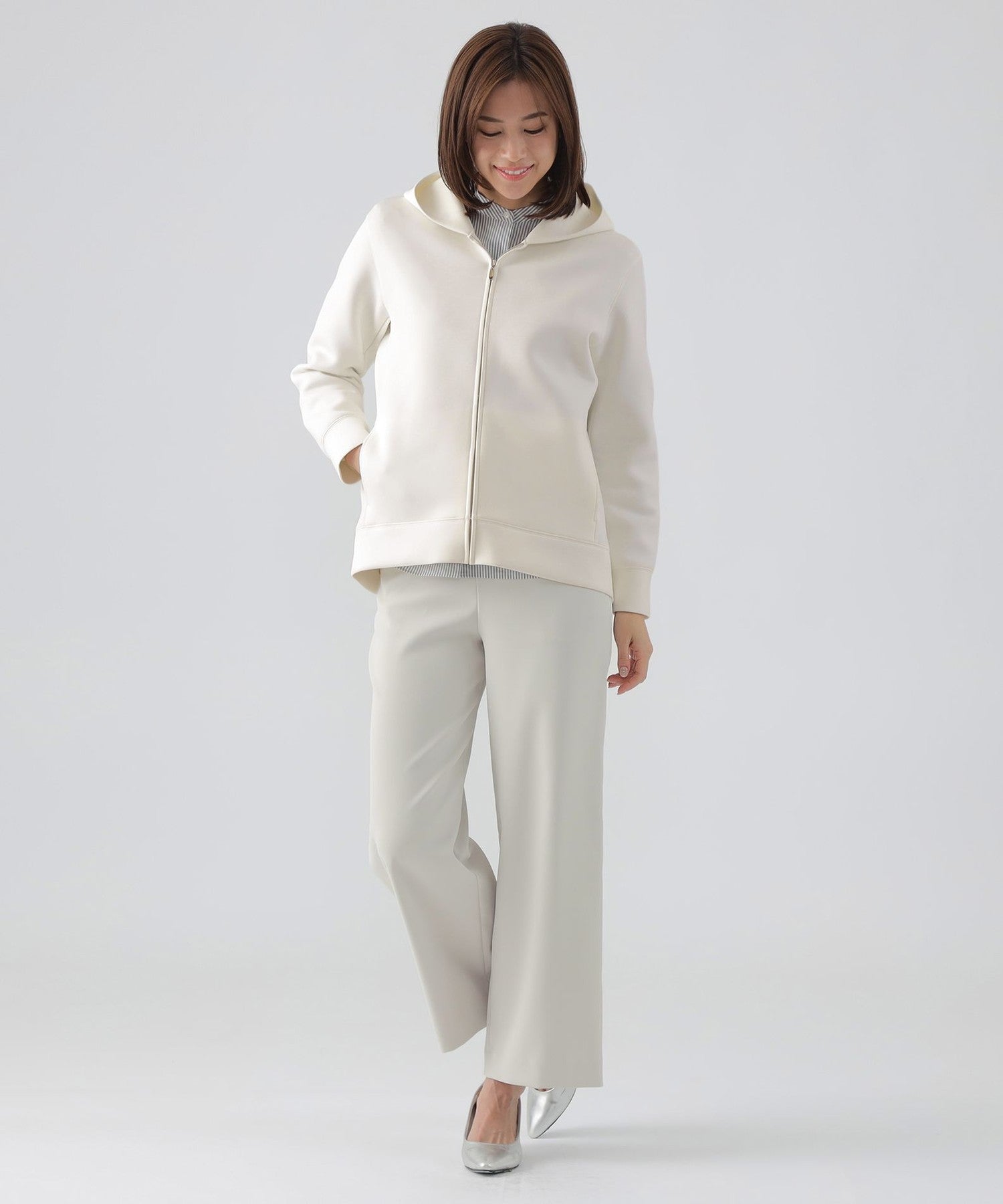 2211-U1P1147540__I,40,