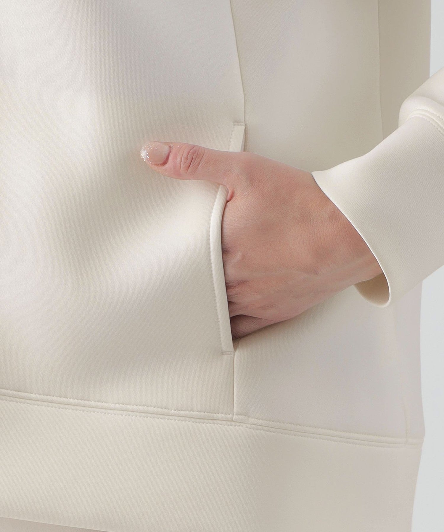 2211-U1P1147540__M,40,